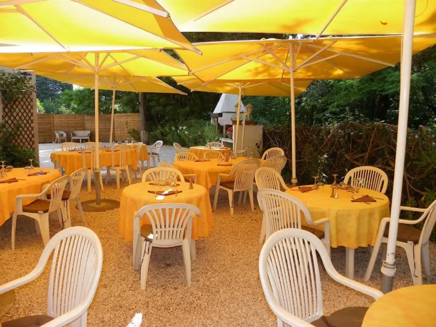 Human Hotel Résidence