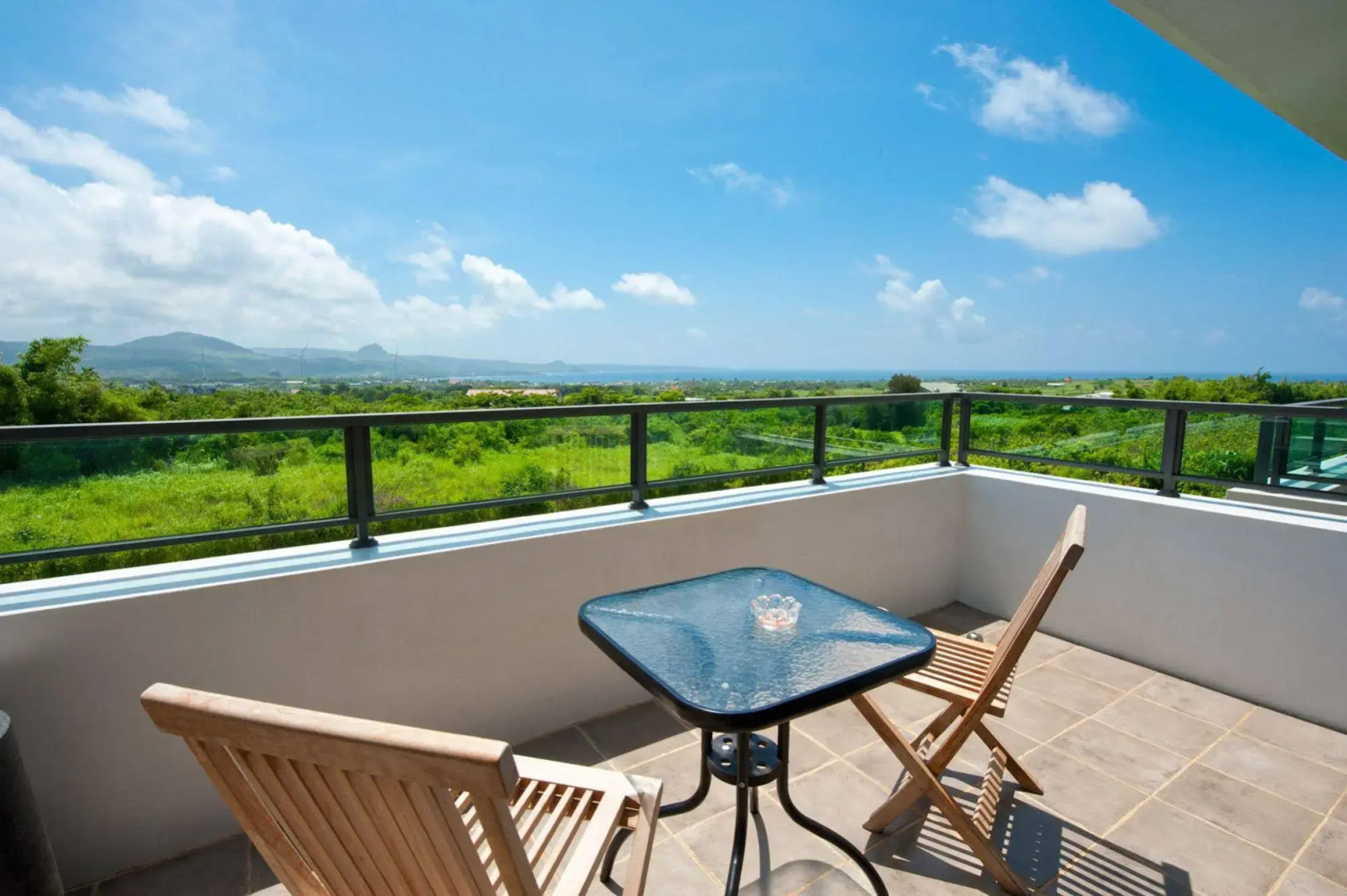 The Tree Bed and Breakfast