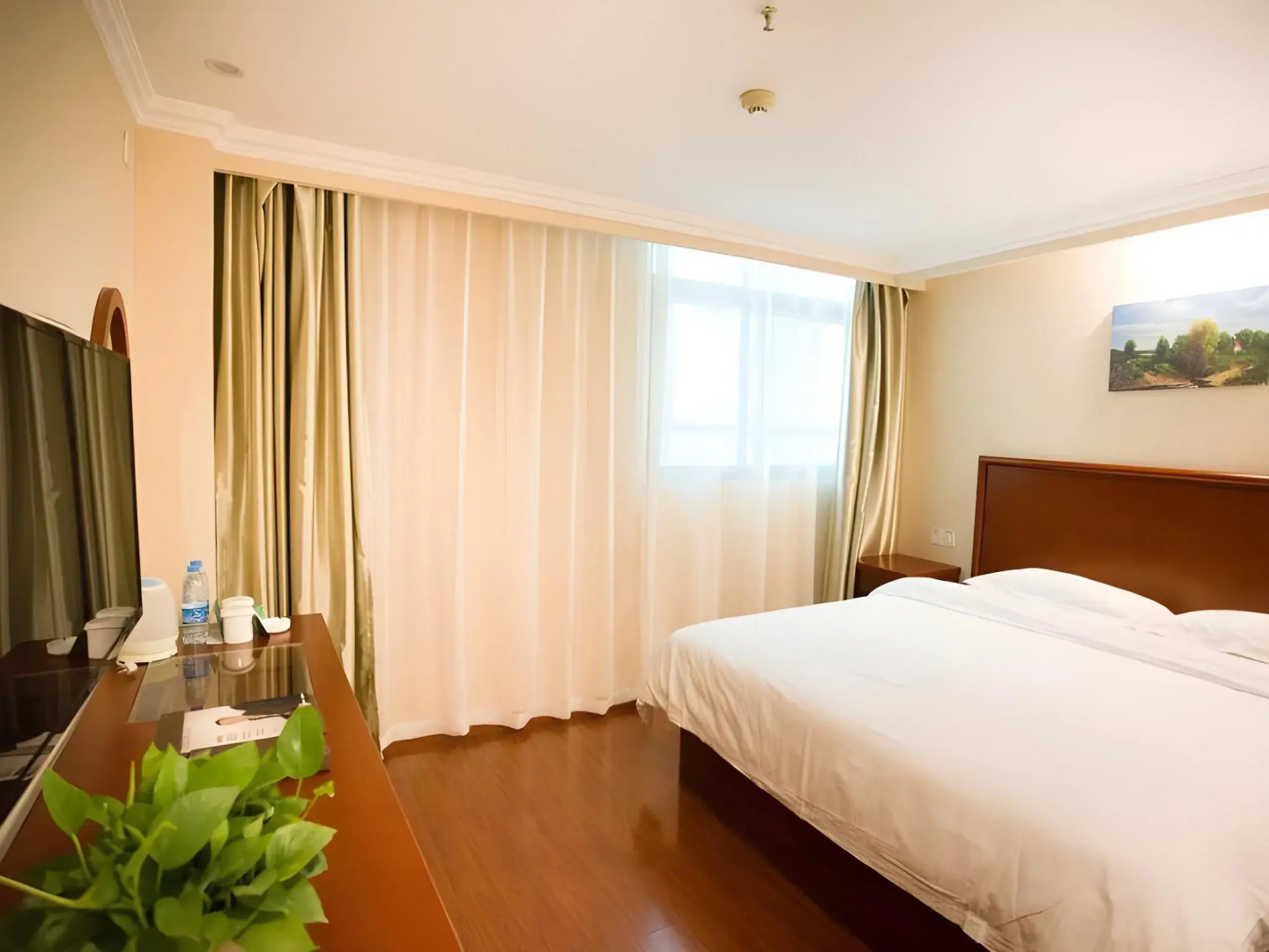 GreenTree Inn Jiangsu Xuzhou Peixian Bus Station Tangmu Road Business Hotel