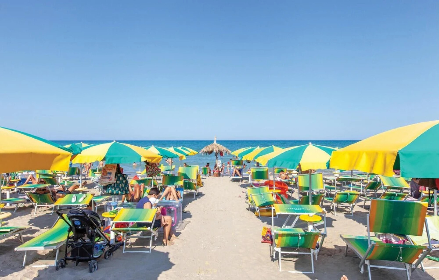 Beautiful Apartment in Alba Adriatica With 1 Bedrooms, Wifi and Outdoor Swimming Pool