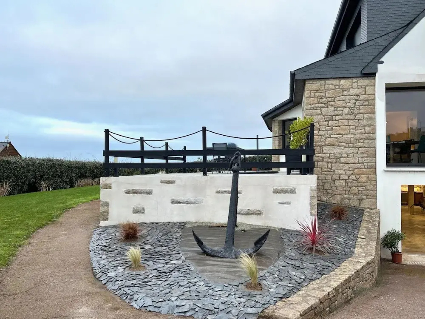 Magnificent Villa by the sea