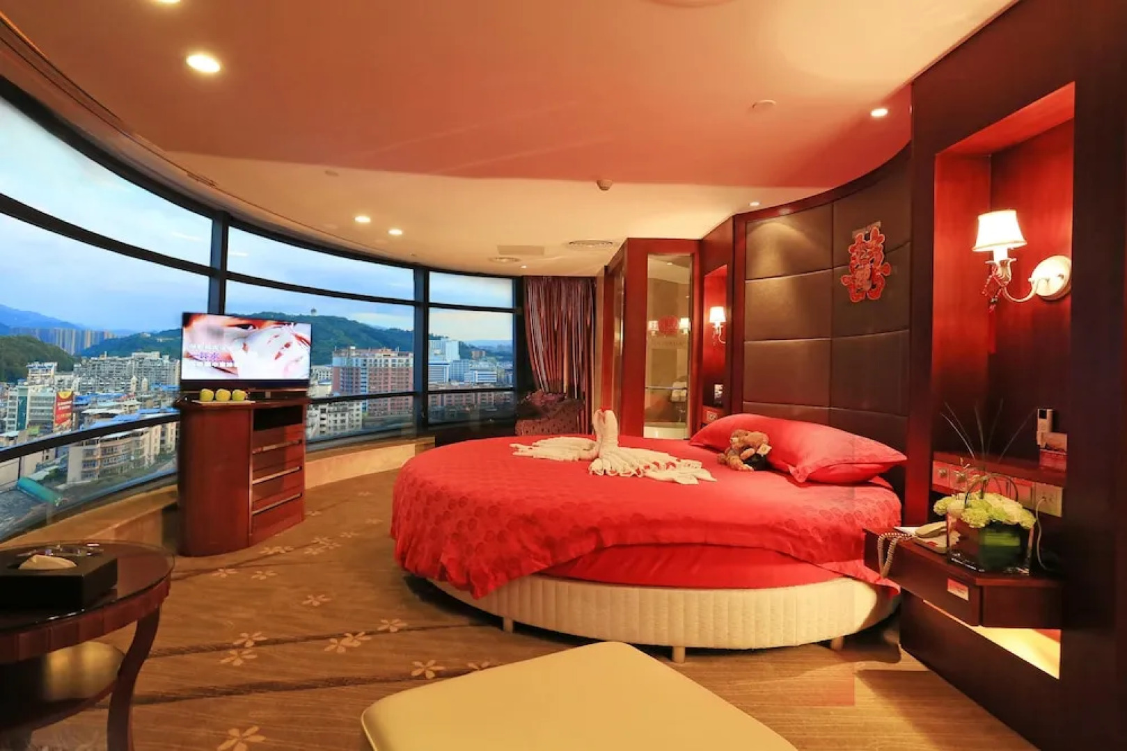 Ramada by Wyndham Longyan