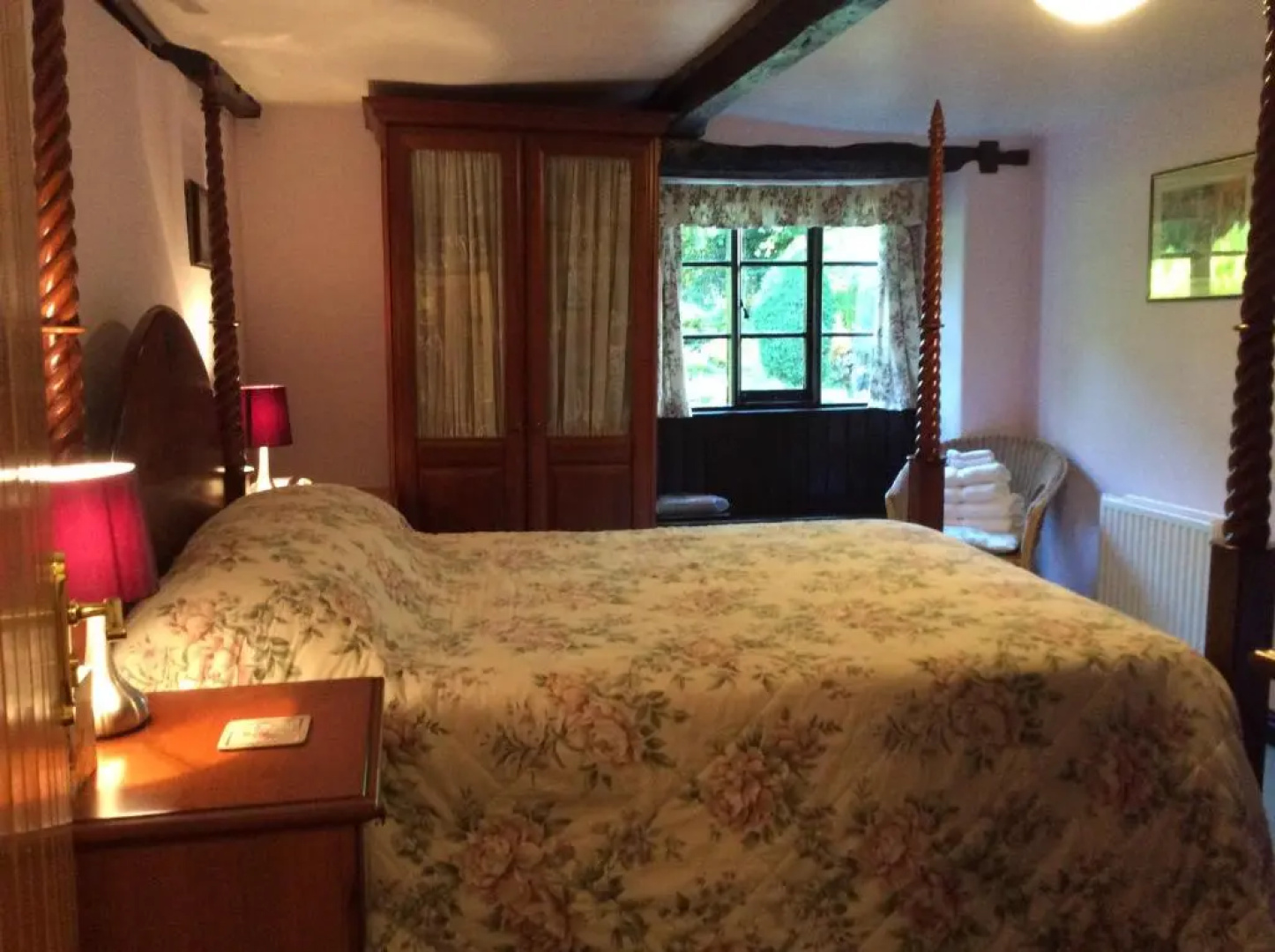 The Barn And Pinn Cottage