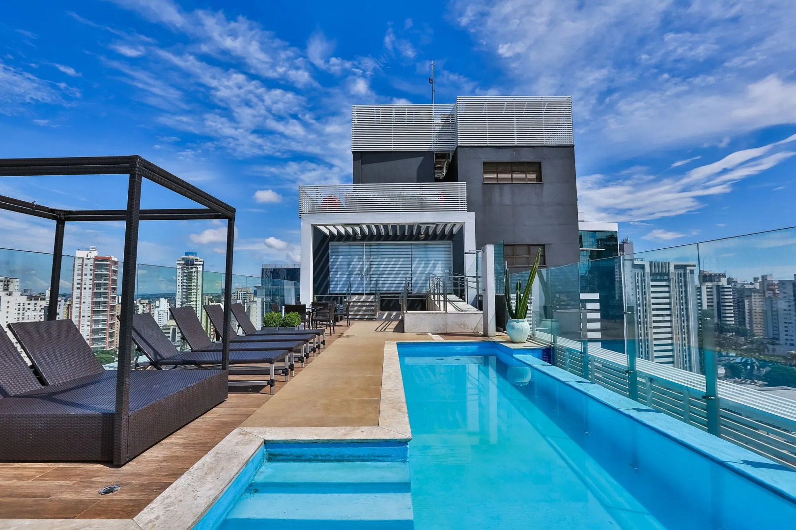 SJ Premium By Atlantica