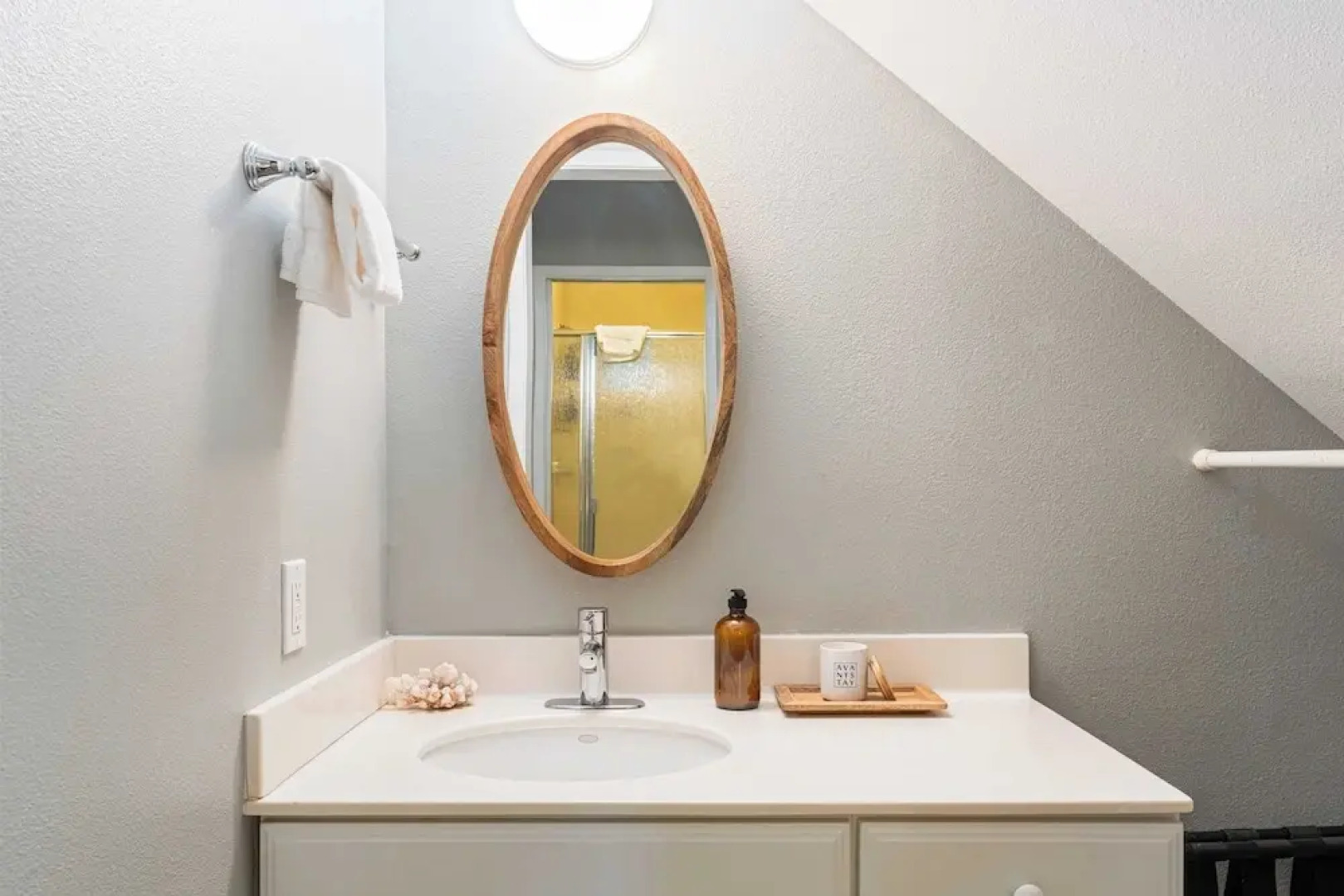 4 Cayucos Bungalows Steps to Beach, Sleeps 16, Pet Friendly