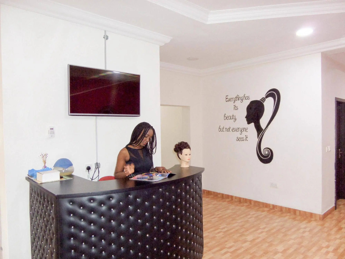 Ken Kol Apartments and Suites