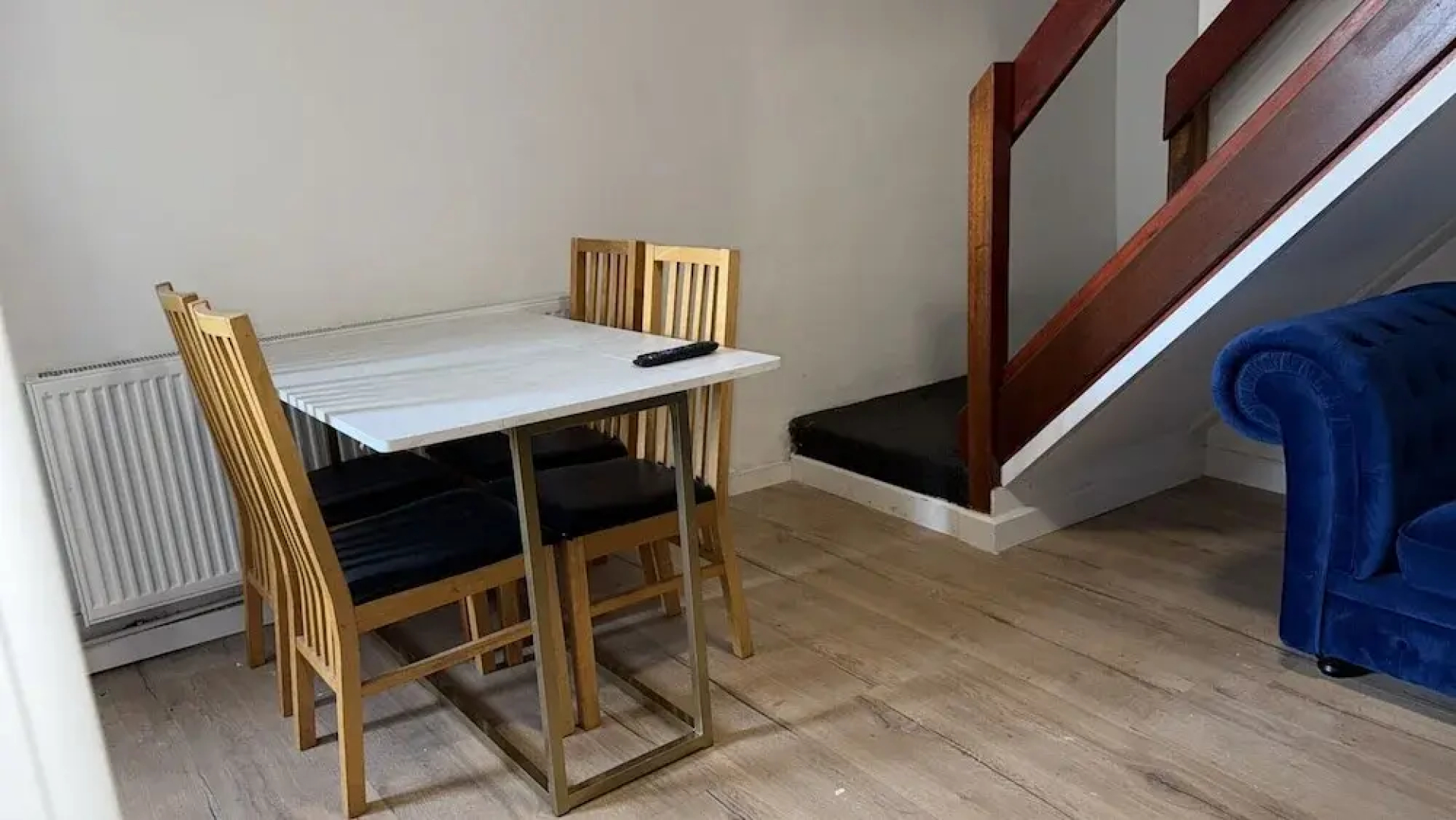 Large and Peaceful 4-bedroom House in Bridgend