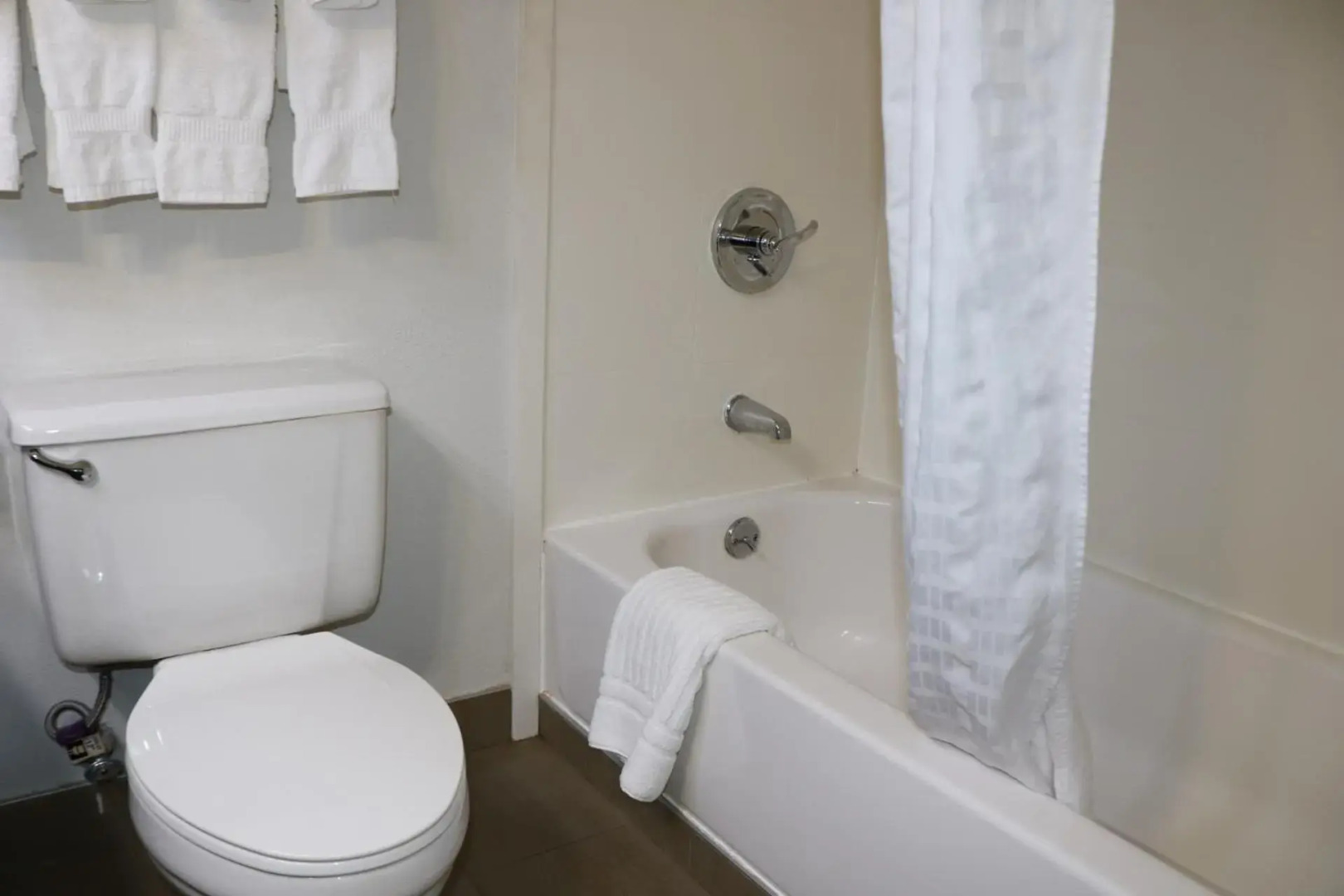 Comfort Suites Near Casinos Norwich-Uncasville CT