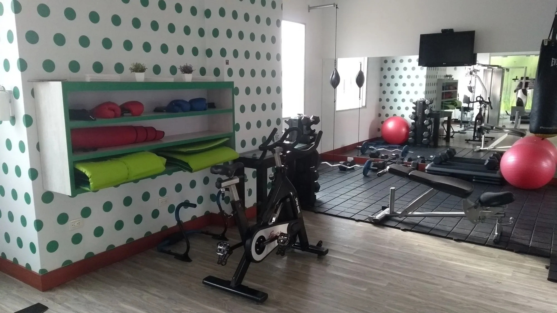 Hotel Factory Green Bogotá Occidente Calle 80