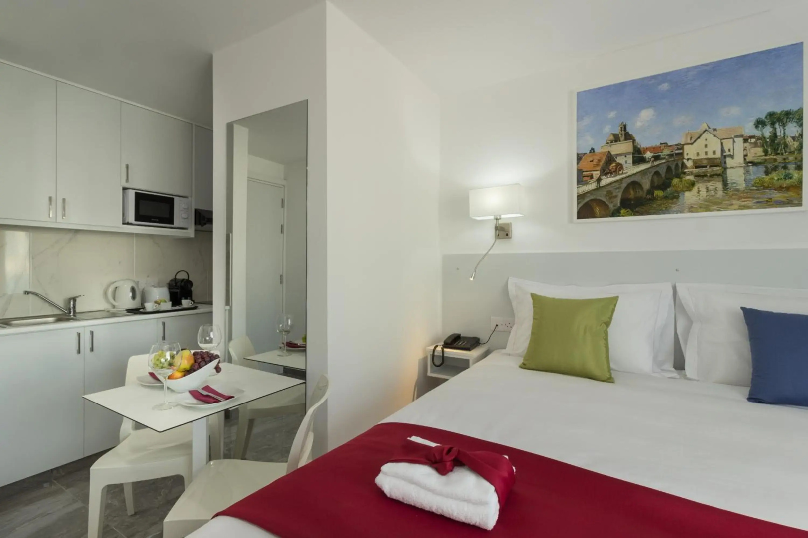 Art & Wine Boutique Hotel