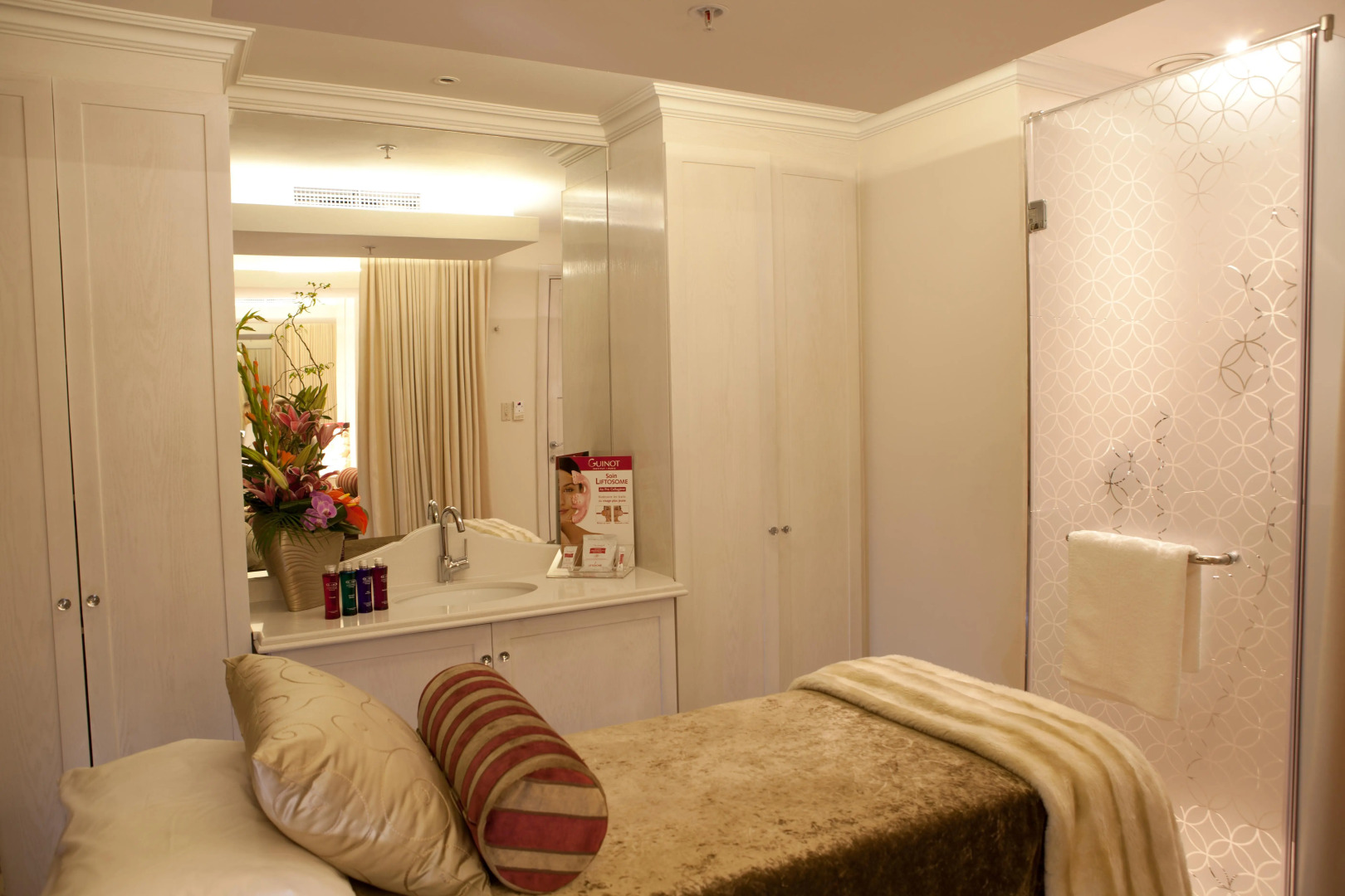 The Michelangelo Hotel