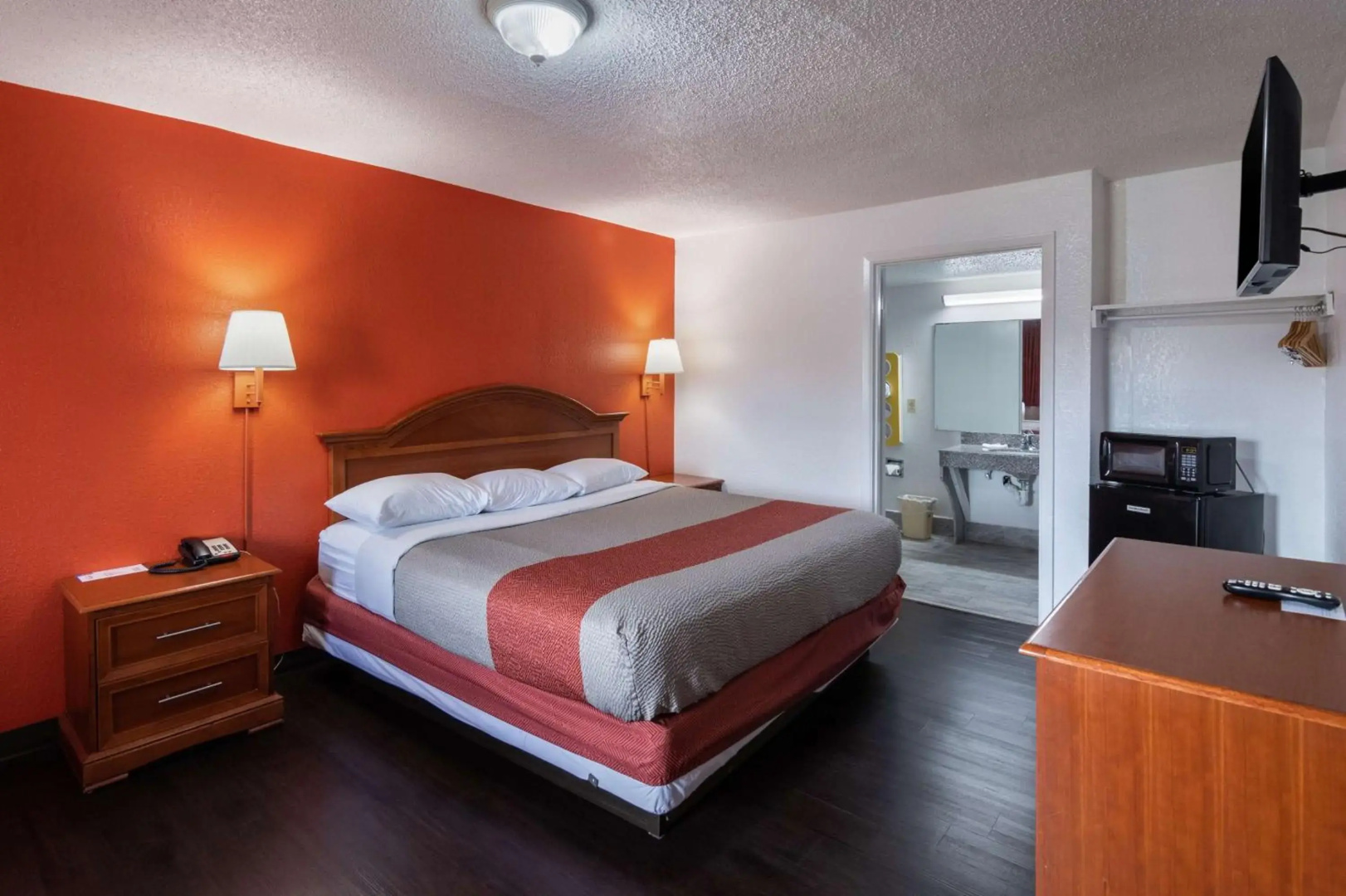 Motel 6 Montgomery, AL - Coliseum