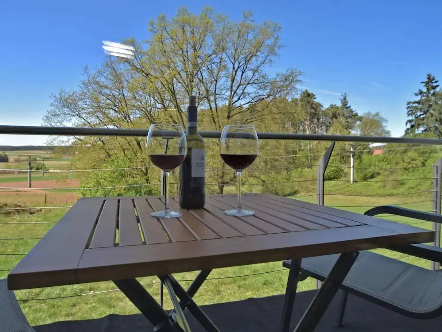 Stylish Kammerstein Stay