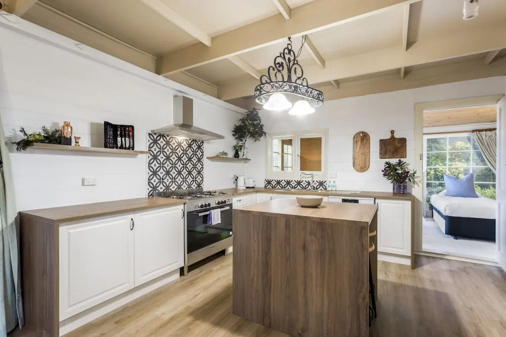 Tasmania frankford road (i)