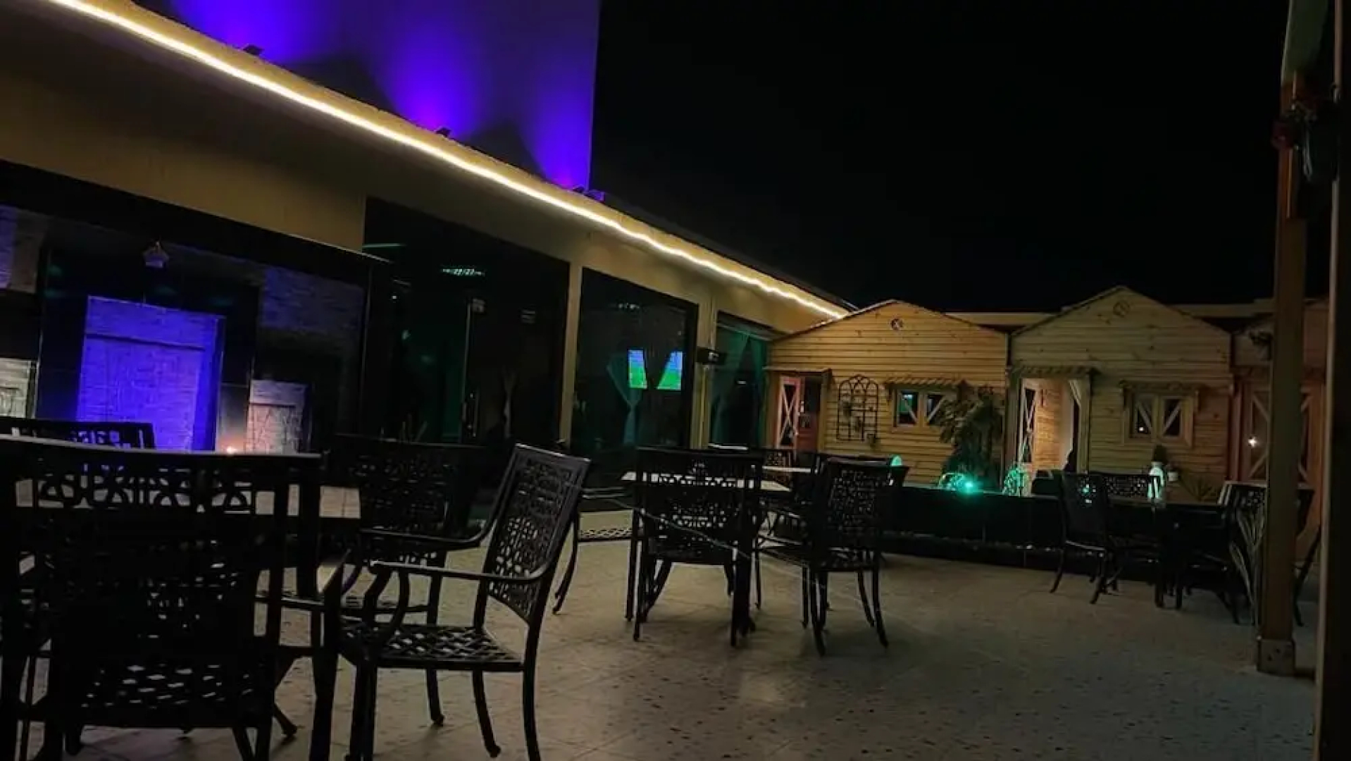 Green Hills Hotel
