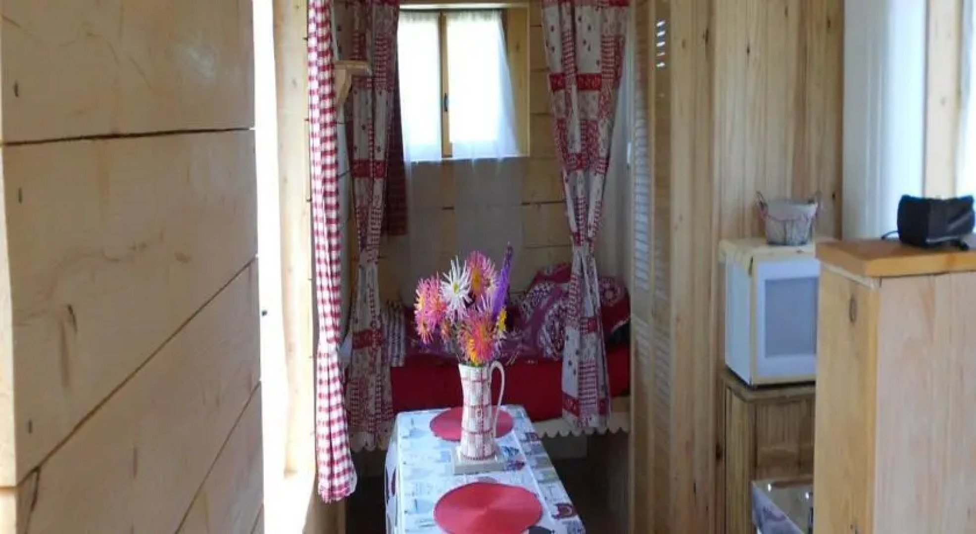 Roulotte "La Montmine"