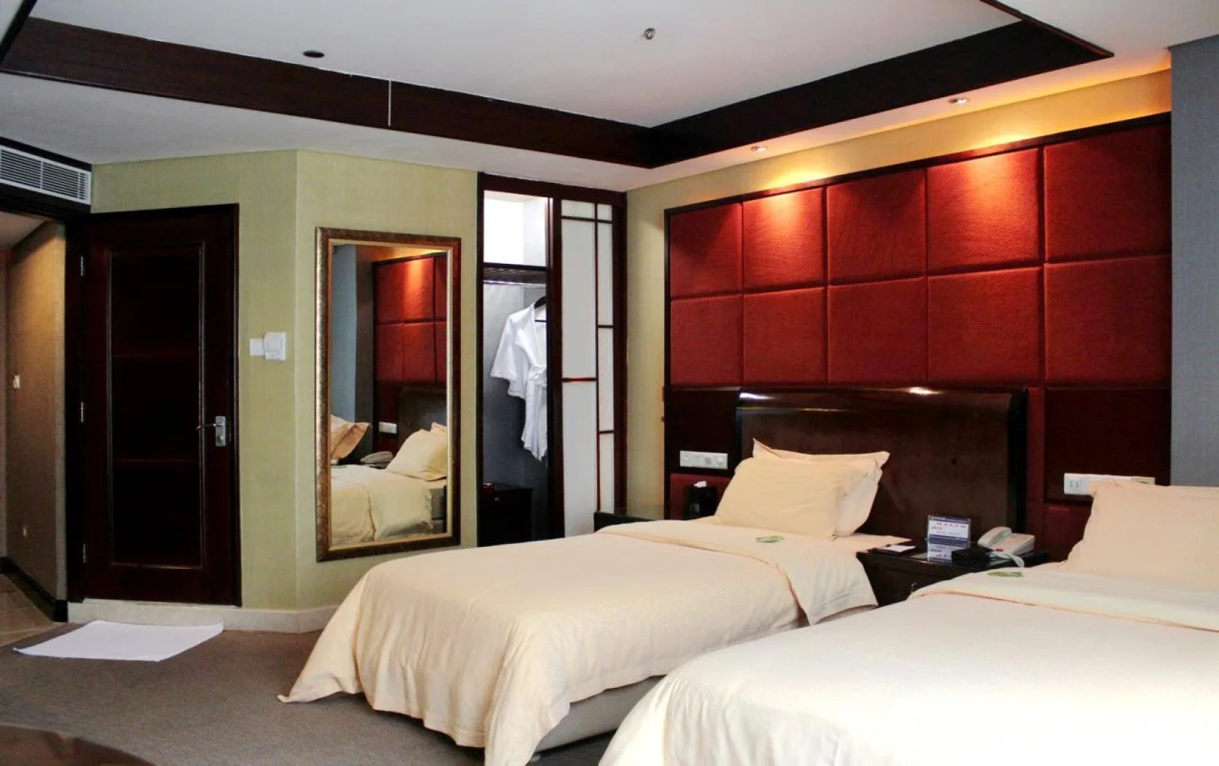 Chinflux Mandarin Hotel