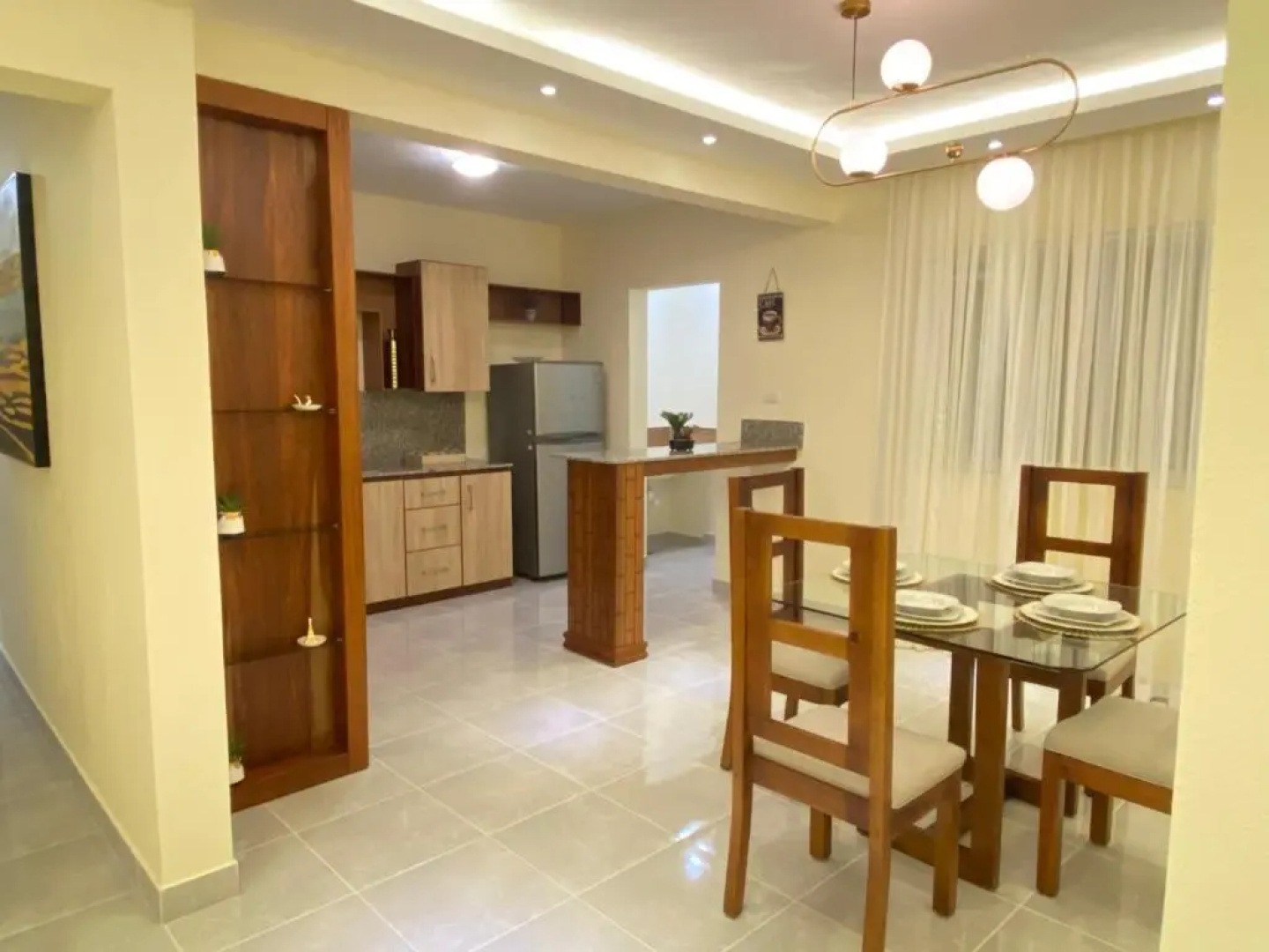 Apartamento Completo en Higüey, 3 habitaciones, 2 baños y 2 parqueos