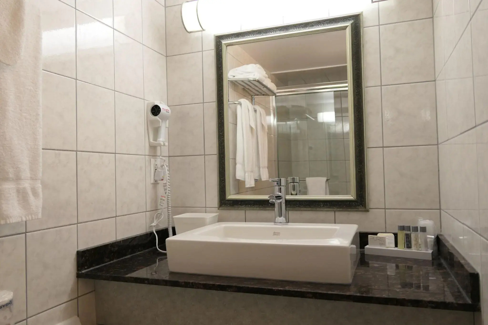 Hotel Espresso Montreal Downtown