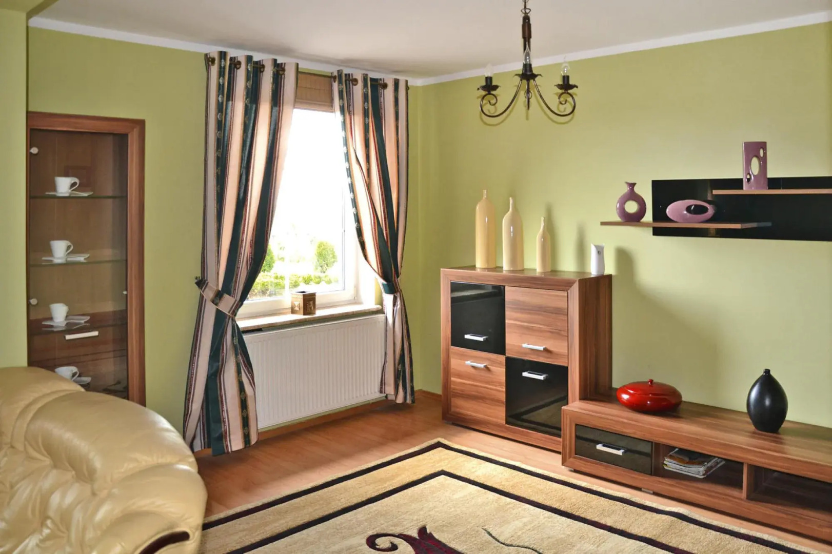 Holiday villa 470 sqm, garden 5000 sqm, Swiecianowo