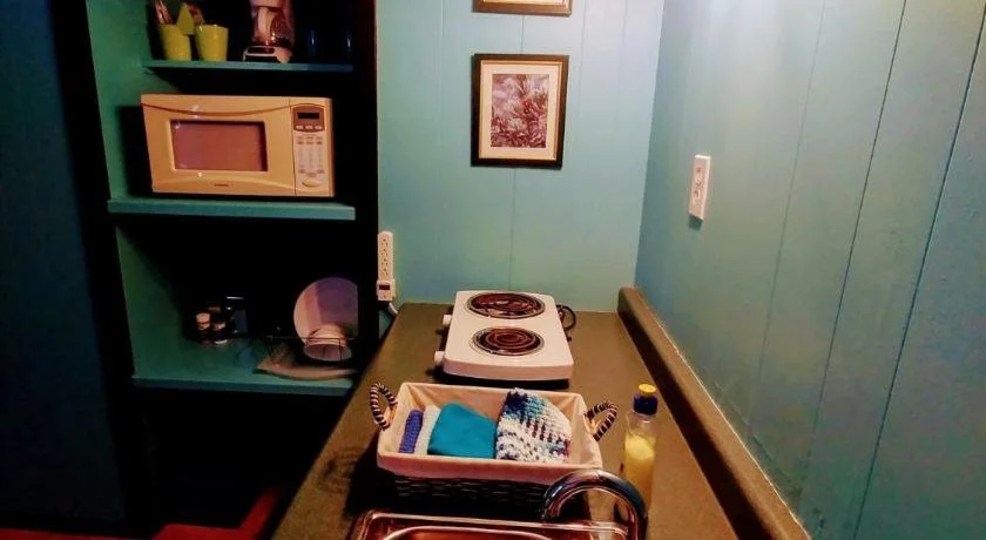 Dwight Riverside Inn