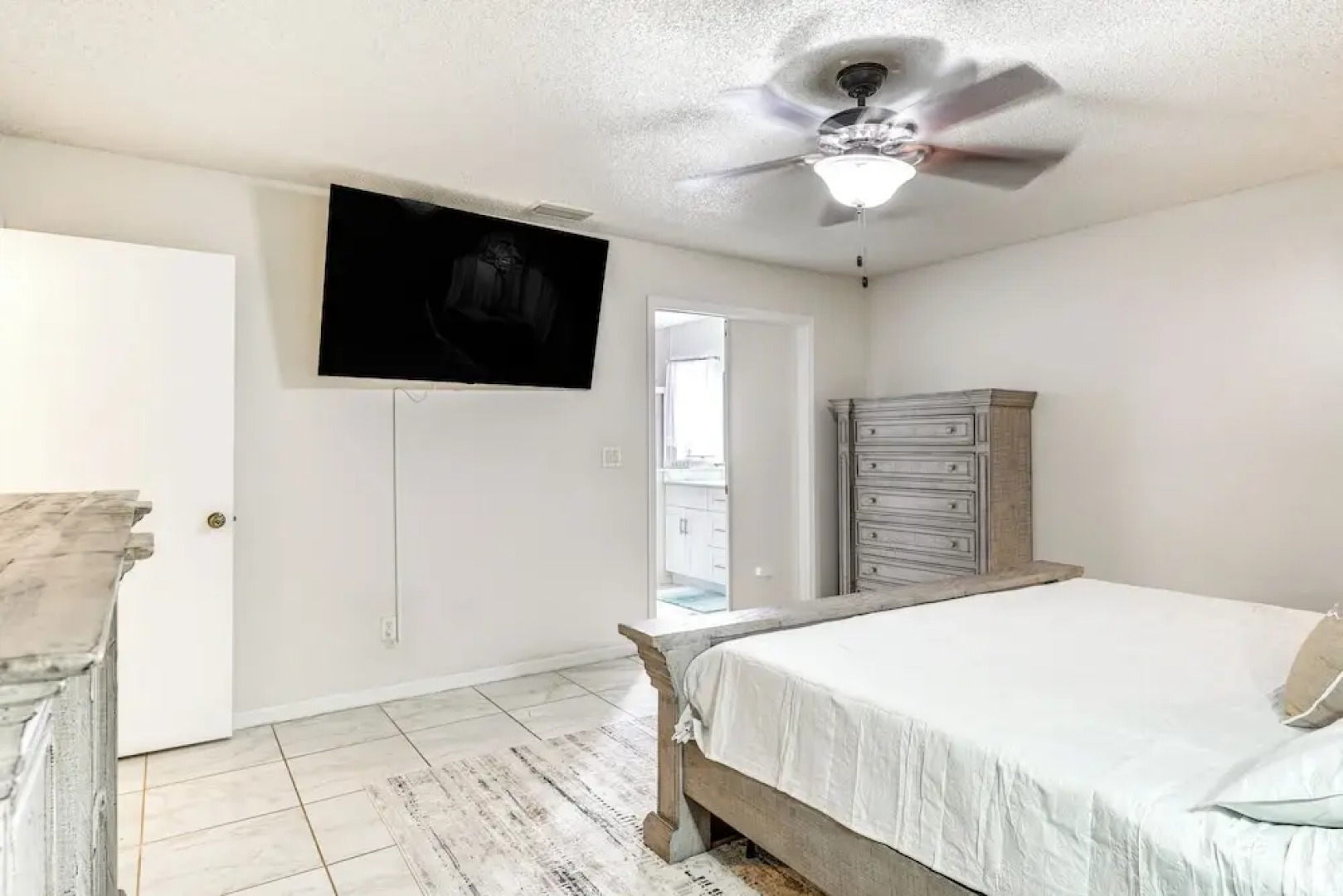 3 Mi to Marina: Riverview Family Home w/ Lanai!