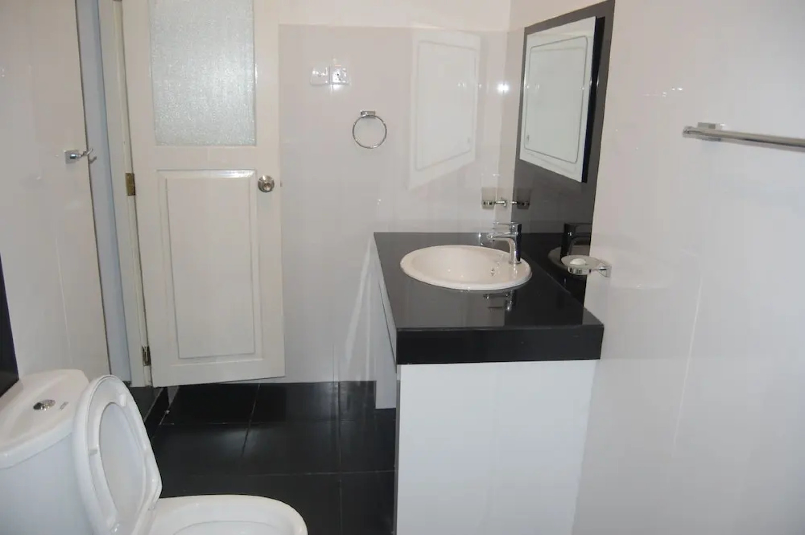 Siloonaa Garden Villa