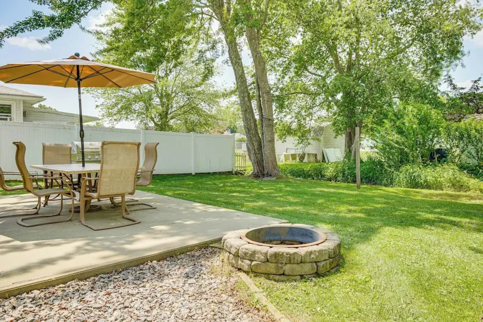 1/2 Mi to Beach: Family Retreat in Old Lyme!