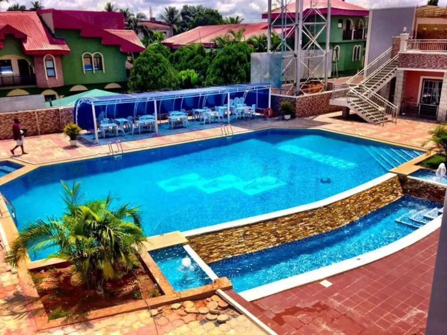 Randekhi Royal Hotel