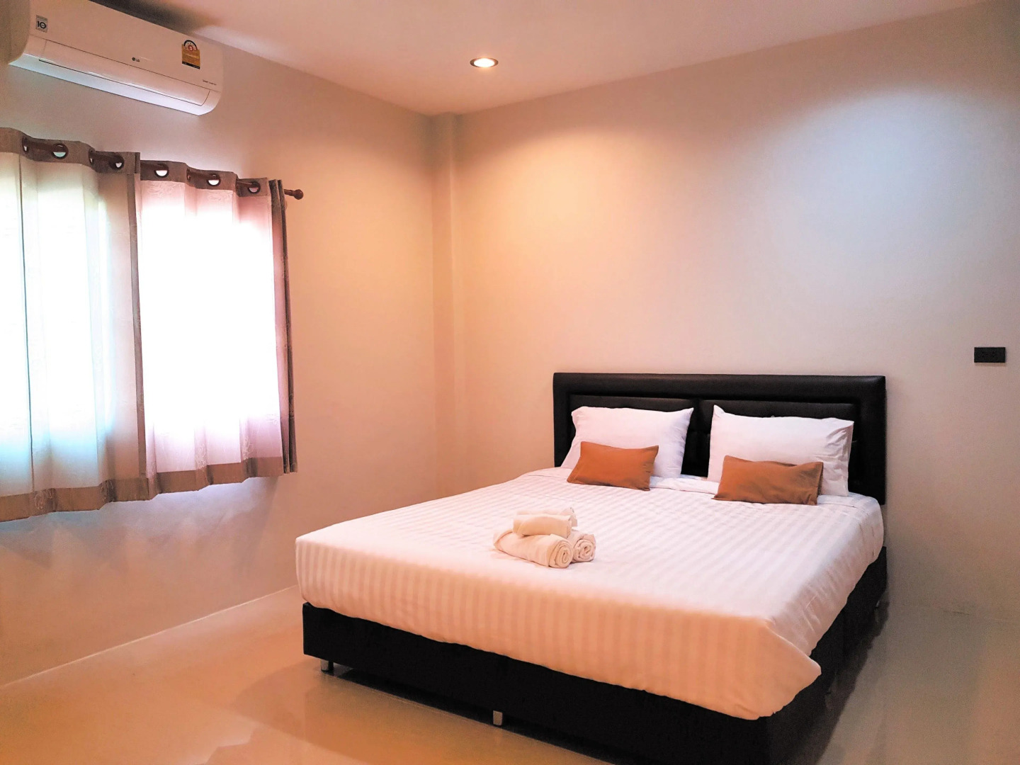 Chadaporn Mae Chaem Hotel