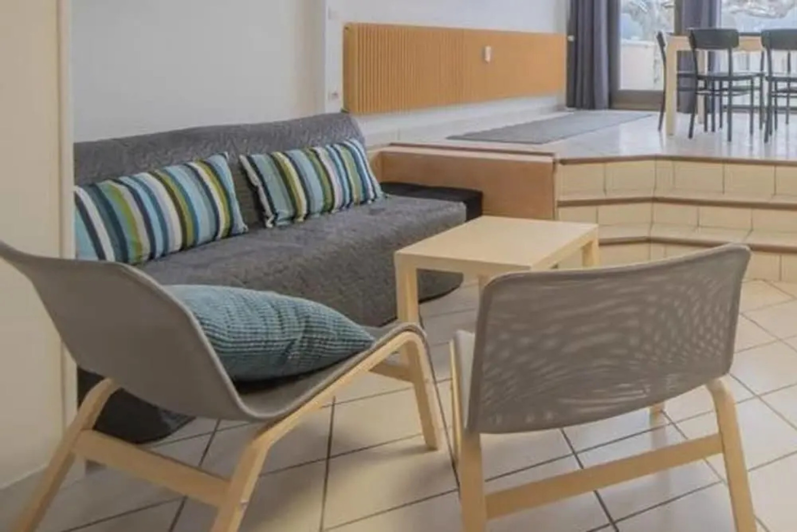 Ponton Private Apartment Near Lake