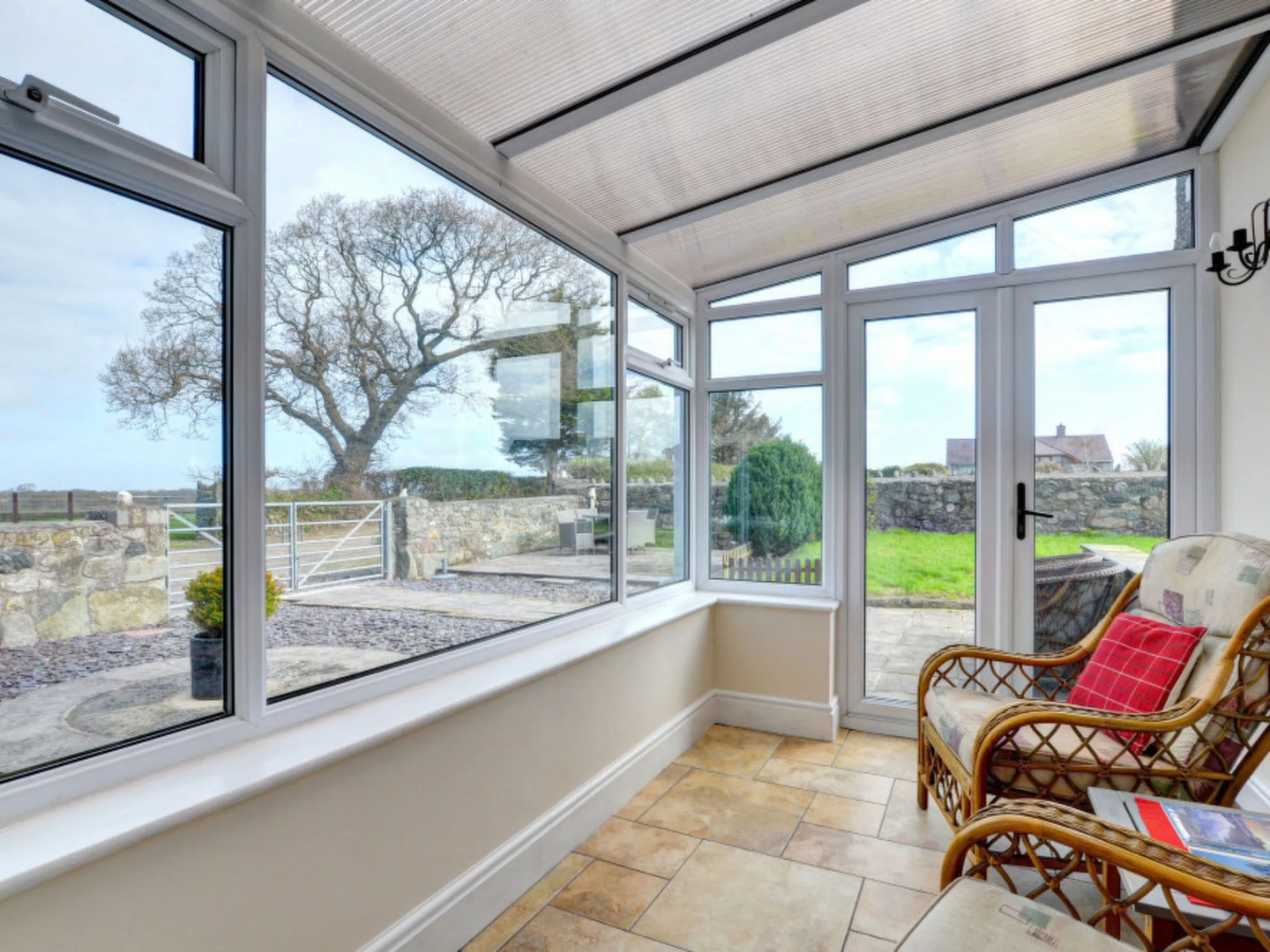 Holiday Home Ffermdy'r Bont