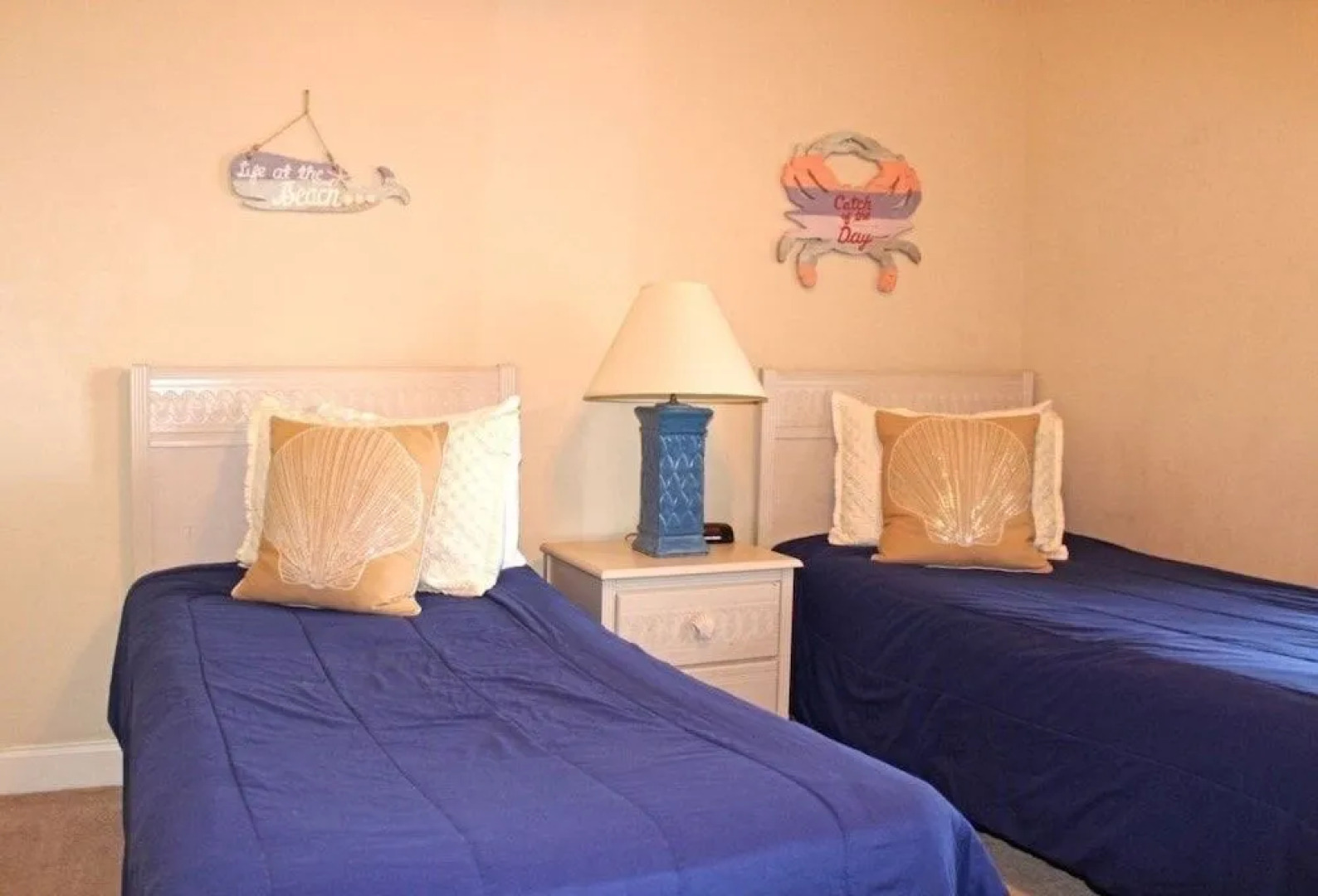 Magnolia Pointe 302-4869 by RedAwning