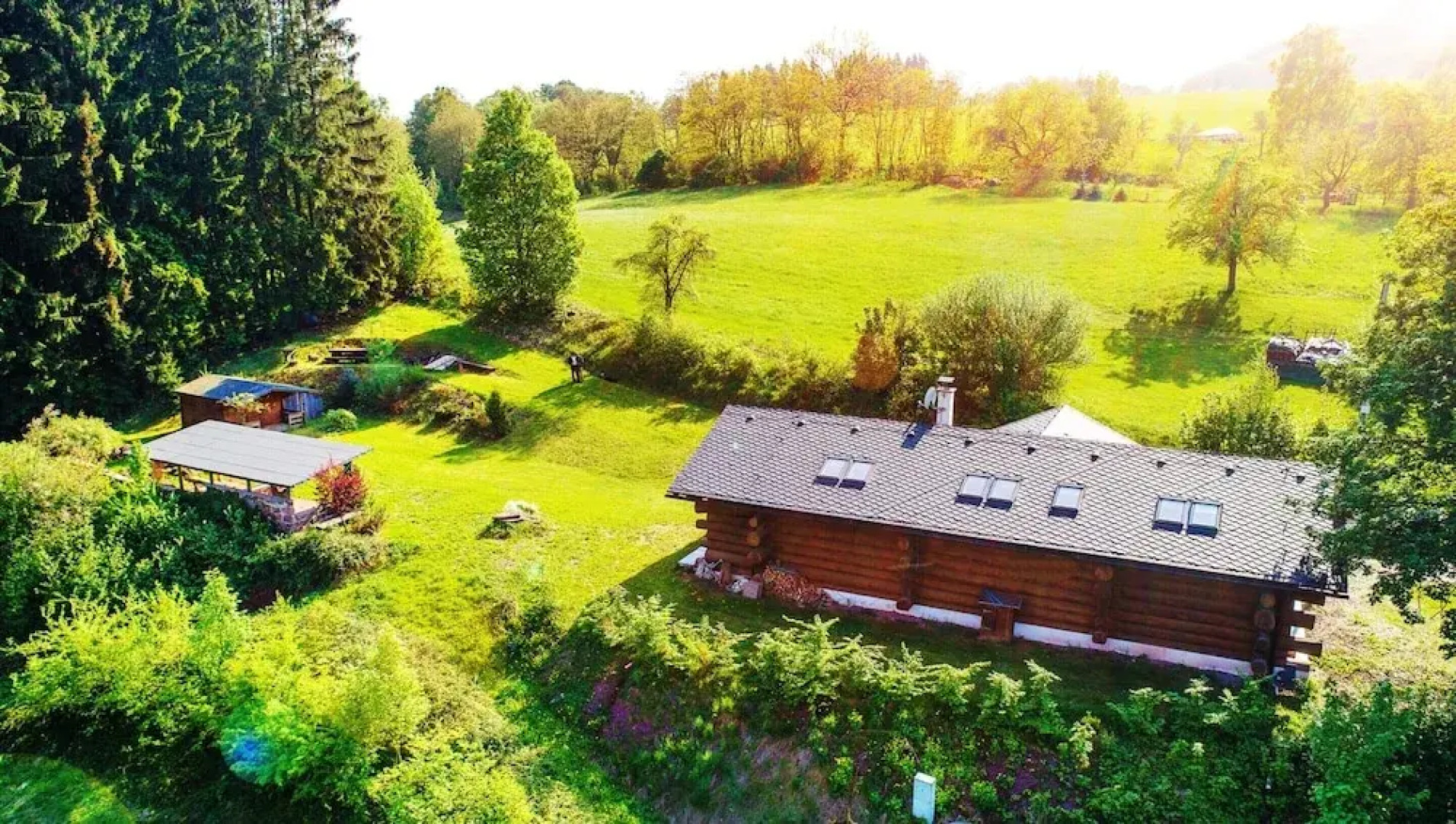 Villa in Lomnice nad Popelkou