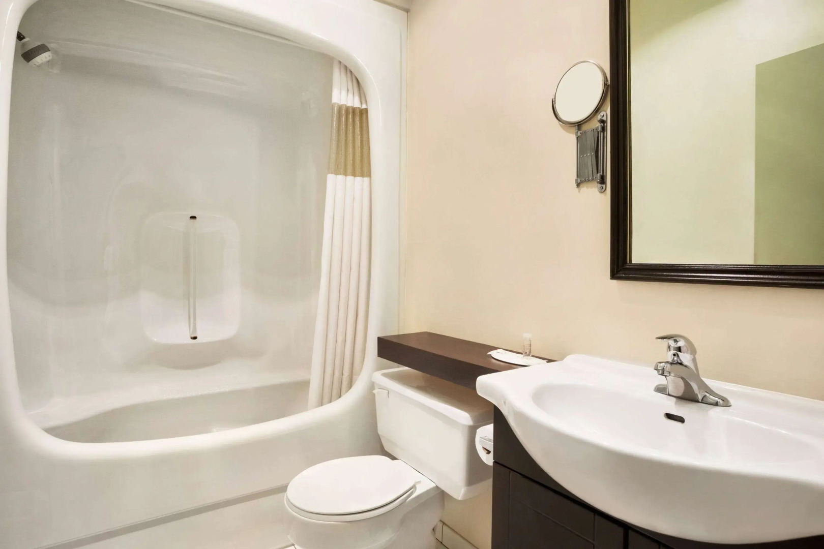 Days Inn by Wyndham Ste. Helene-de-Bagot