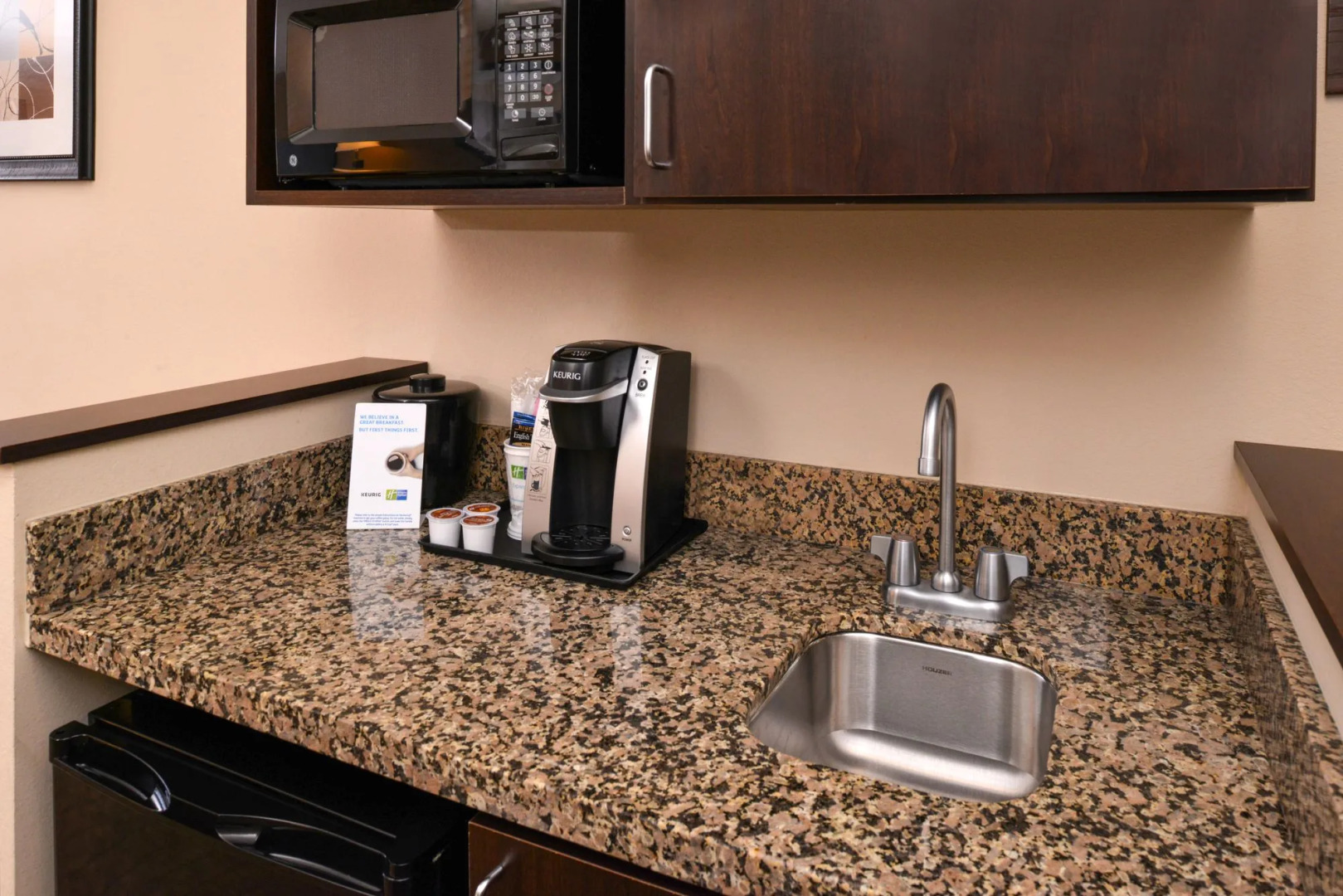 Holiday Inn Express & Suites Wheeling by IHG