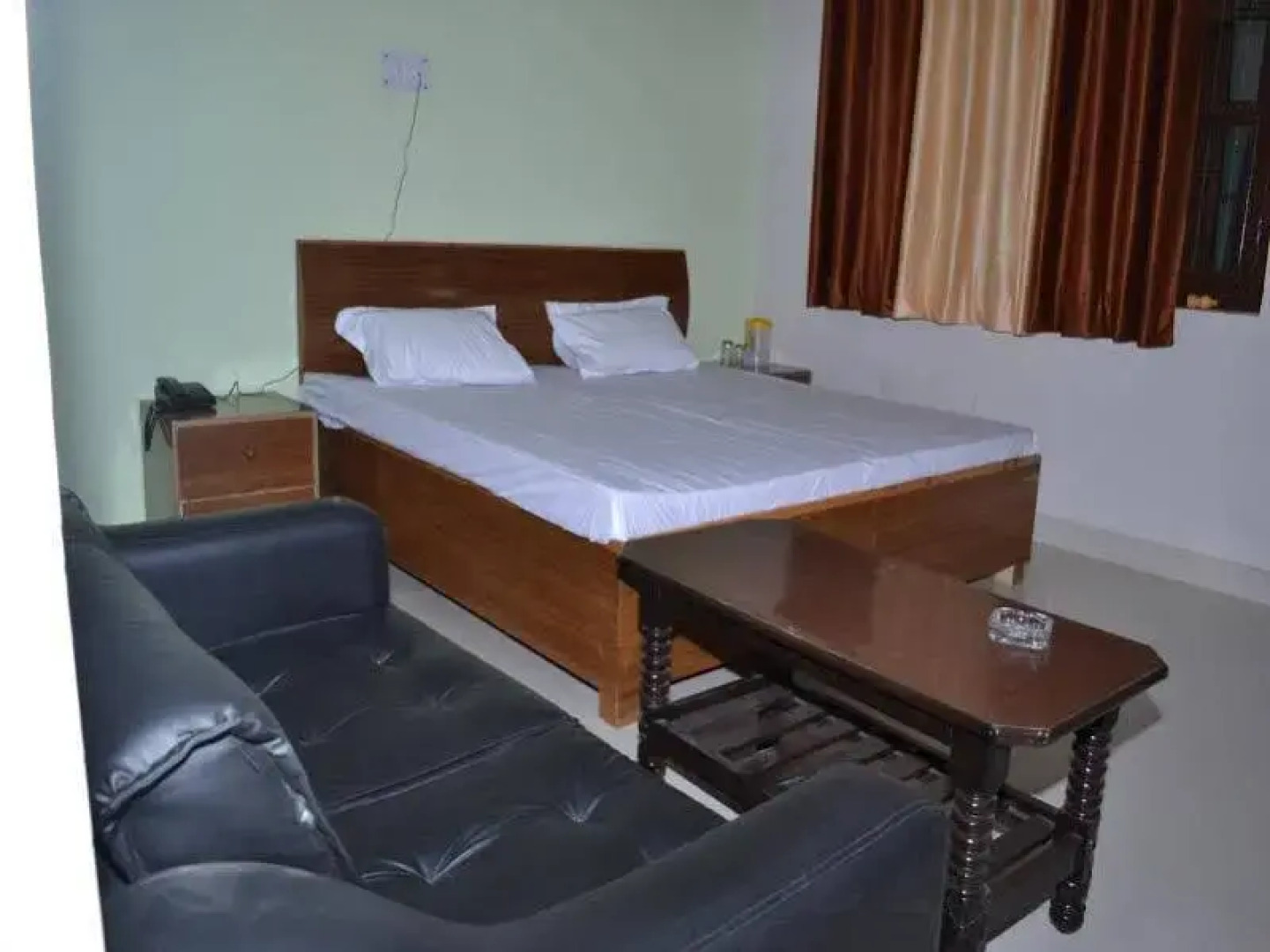 Hotel Classic Hill View