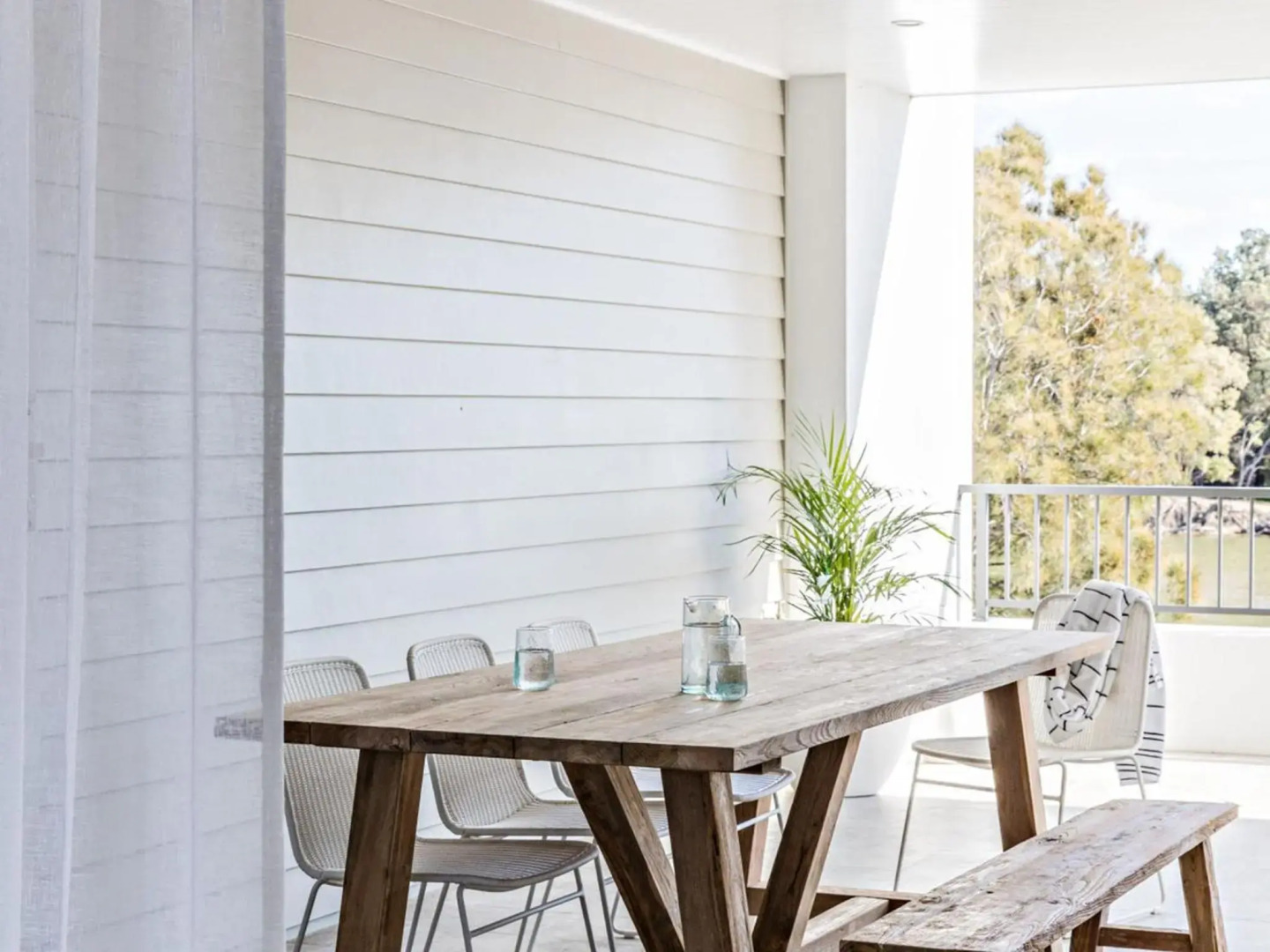 THE CONDO AT GERROA Gerroa 4pm Check Out Sundays