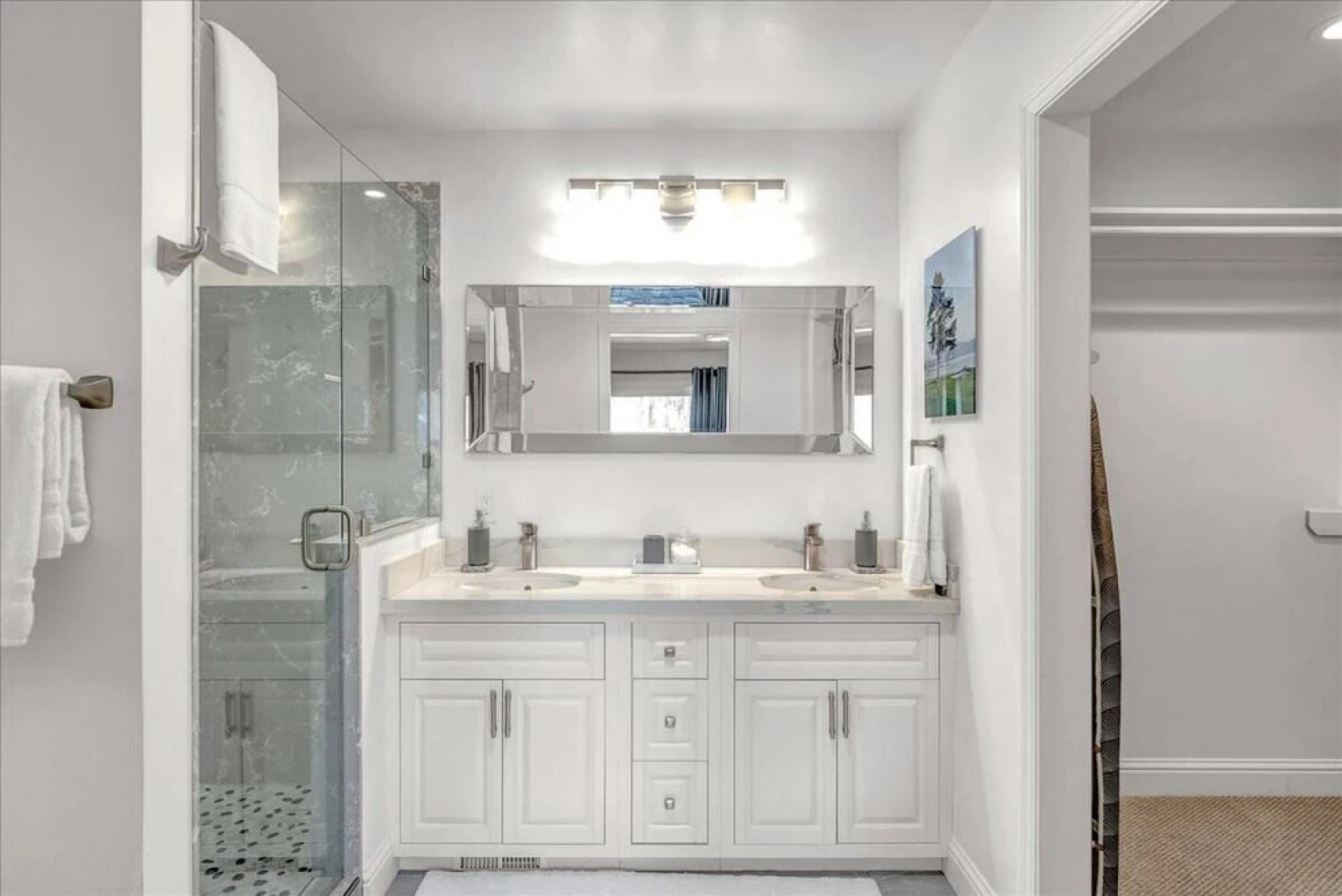 Pebble Beach Barking Seals - 5min Walk to the Beach!