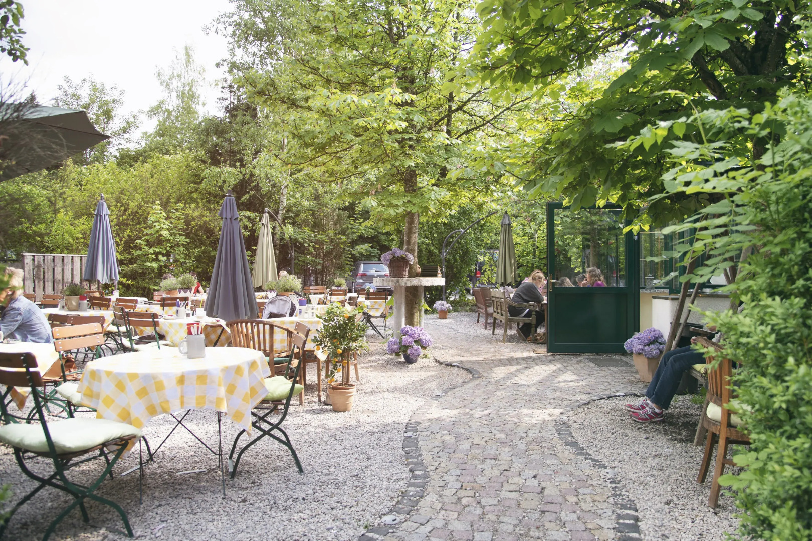 Landhaus Café Restaurant & Hotel