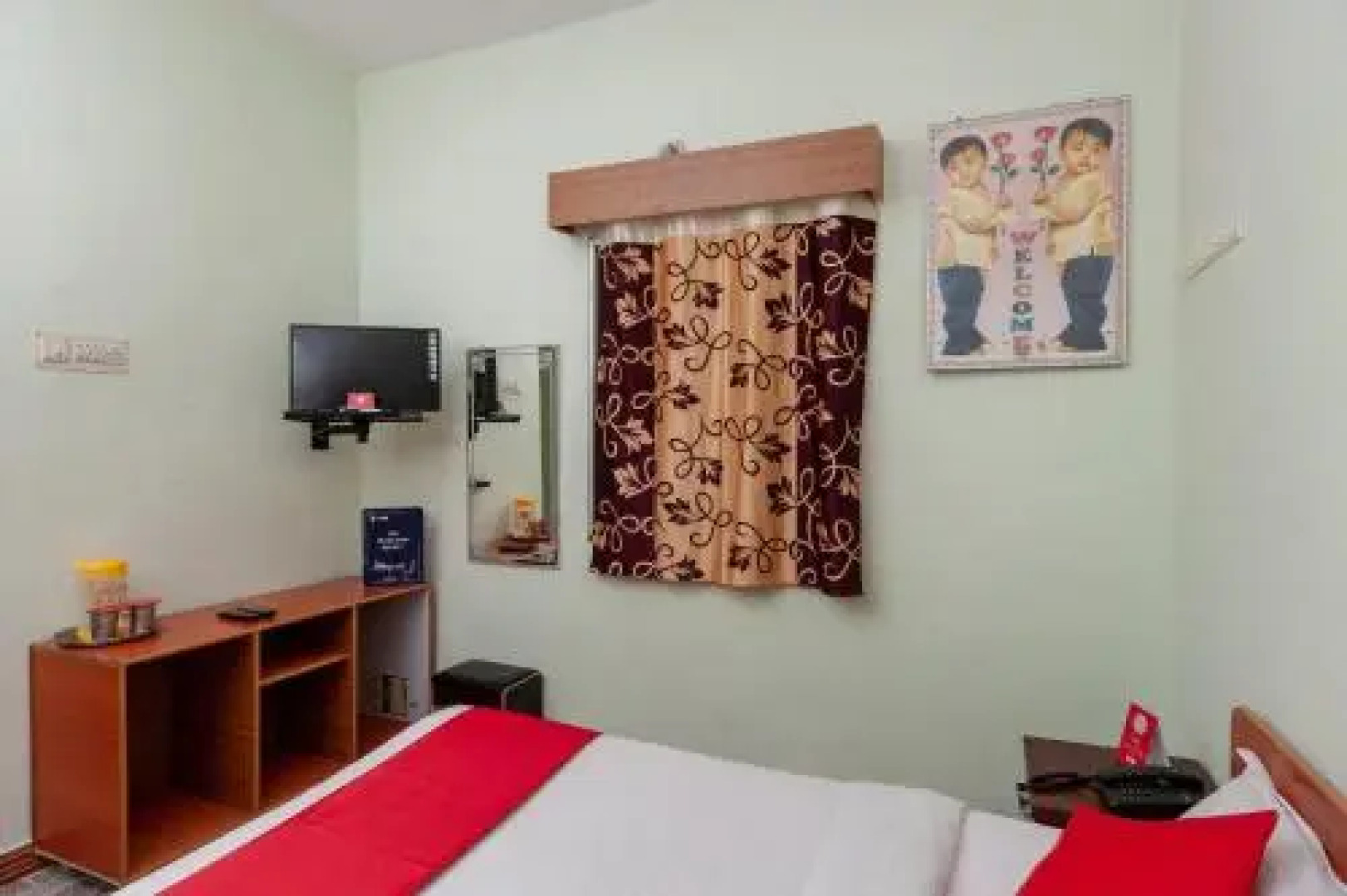 Oyo 25122 Mount Elite