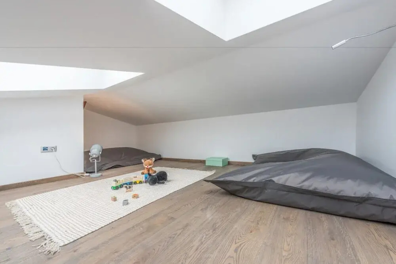 Chalet Le Rouge Morzine - By EMERALD