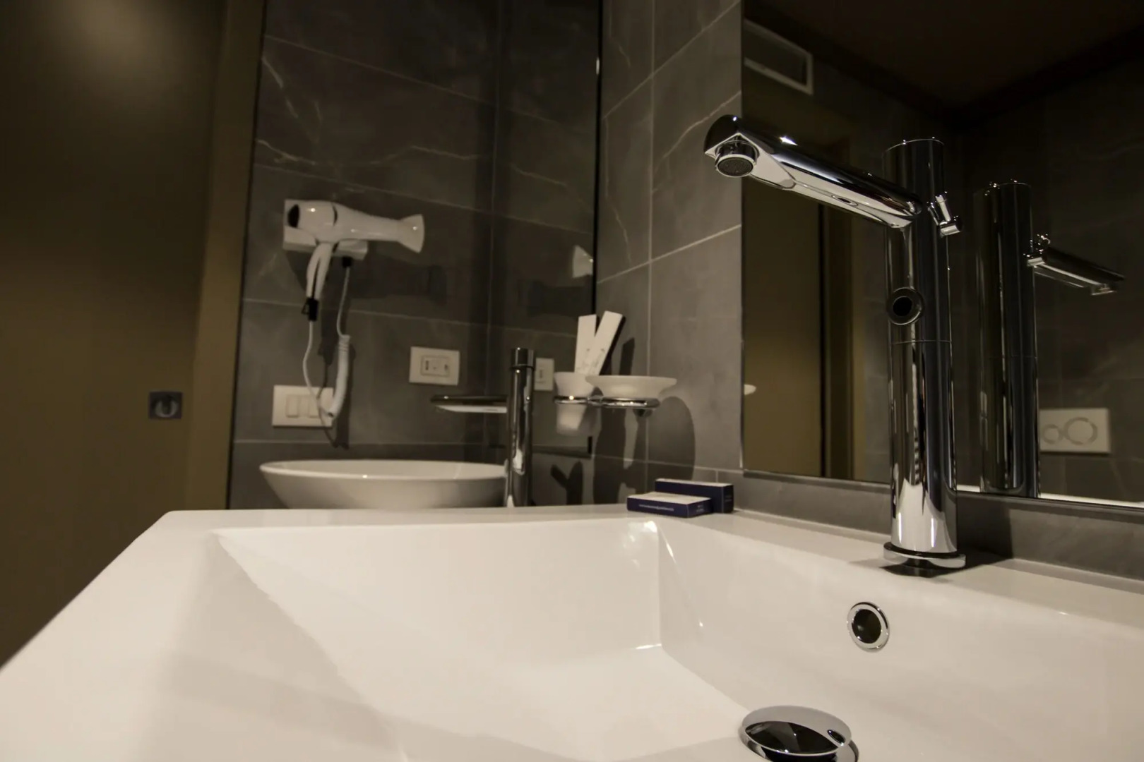 Emotional Grand Motel