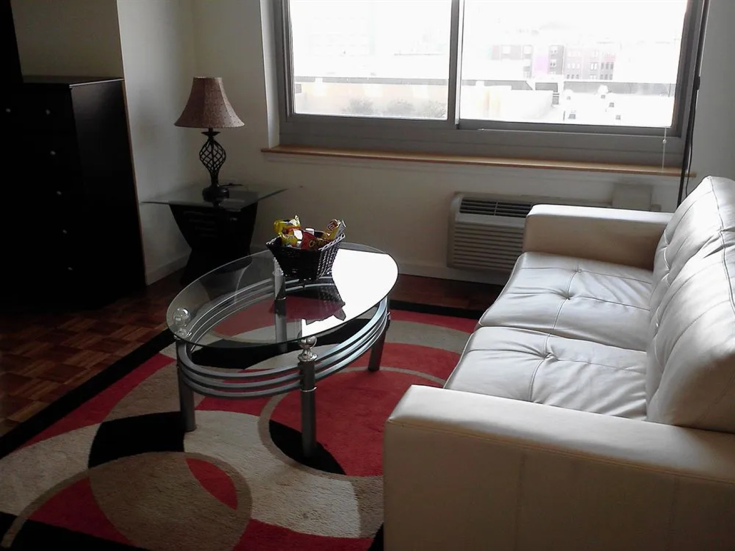 Newport Tower Suites