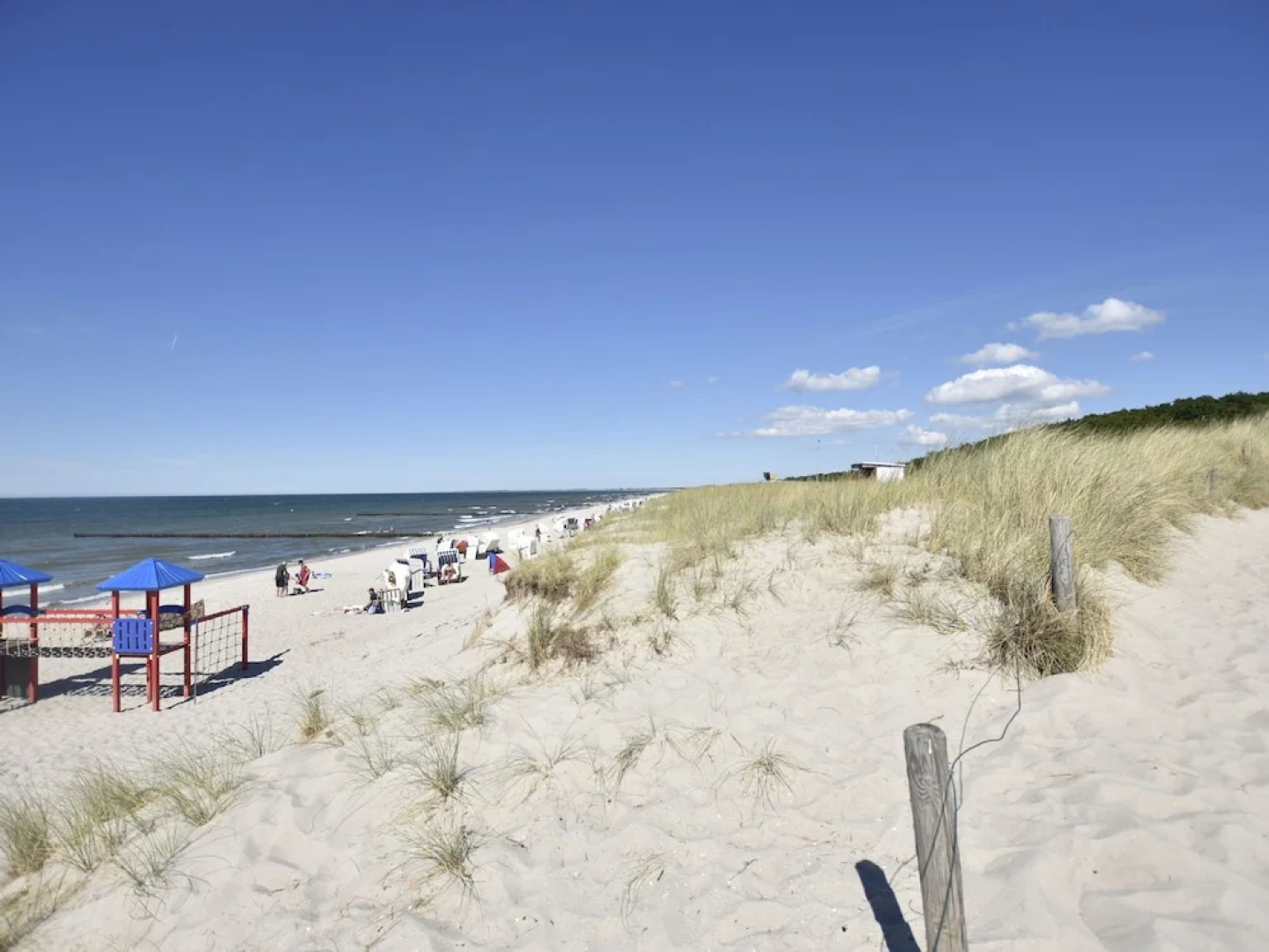 Spacious Apartment near Sea in Graal-Muritz