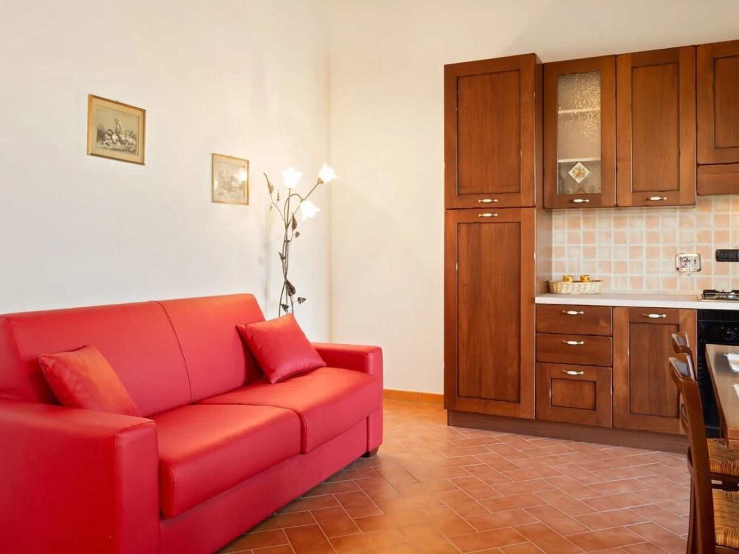 Luxurious Holiday Home in Marsciano With Swimming Pool