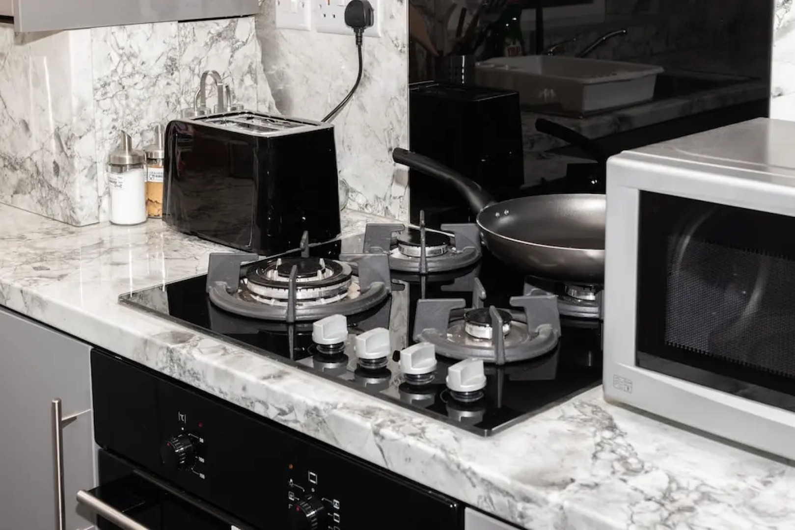 Fantastic Brand New Home