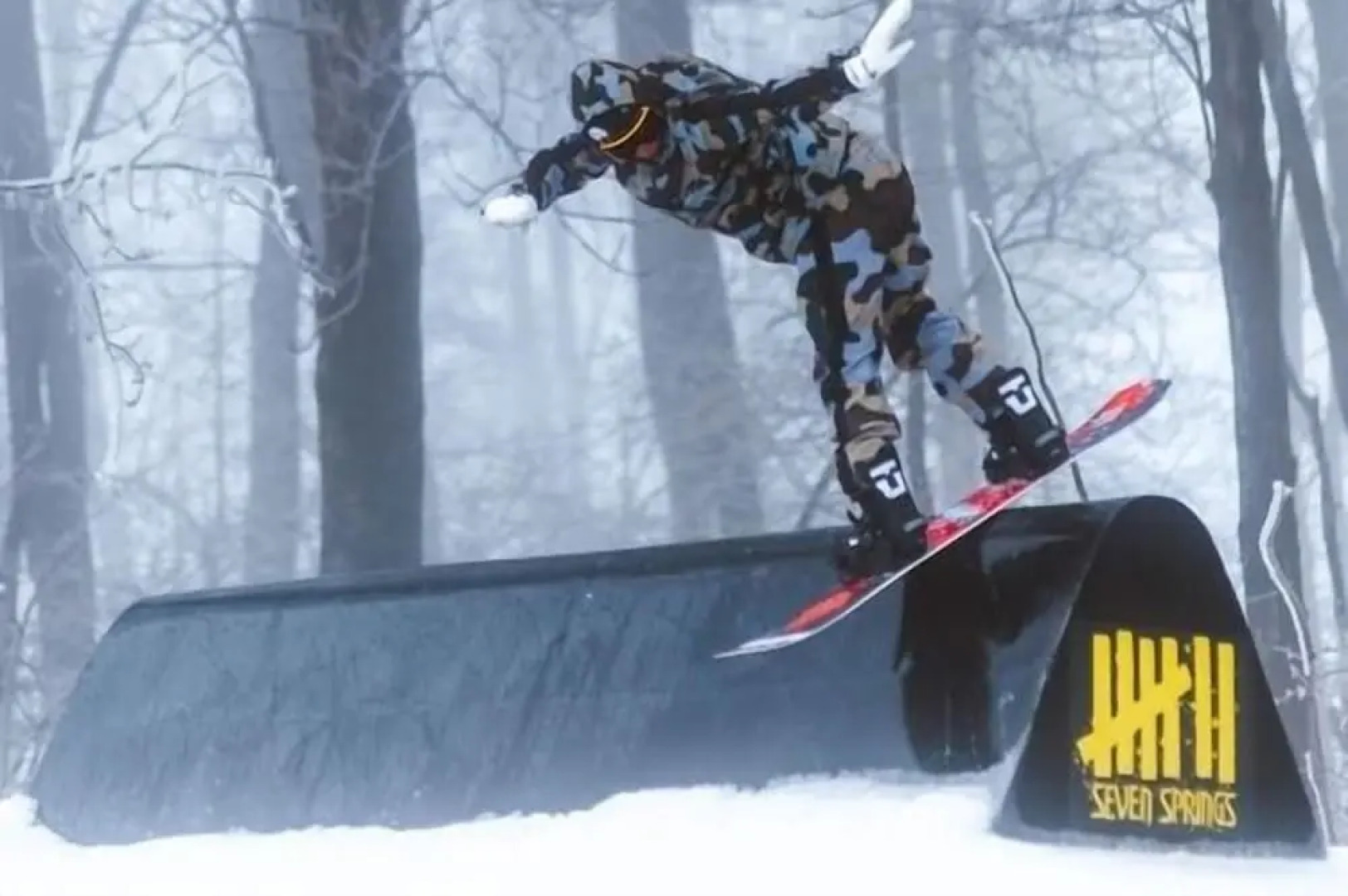 Seven Springs 3 BR Loft Condo, Walk to Slopes! by RedAwning