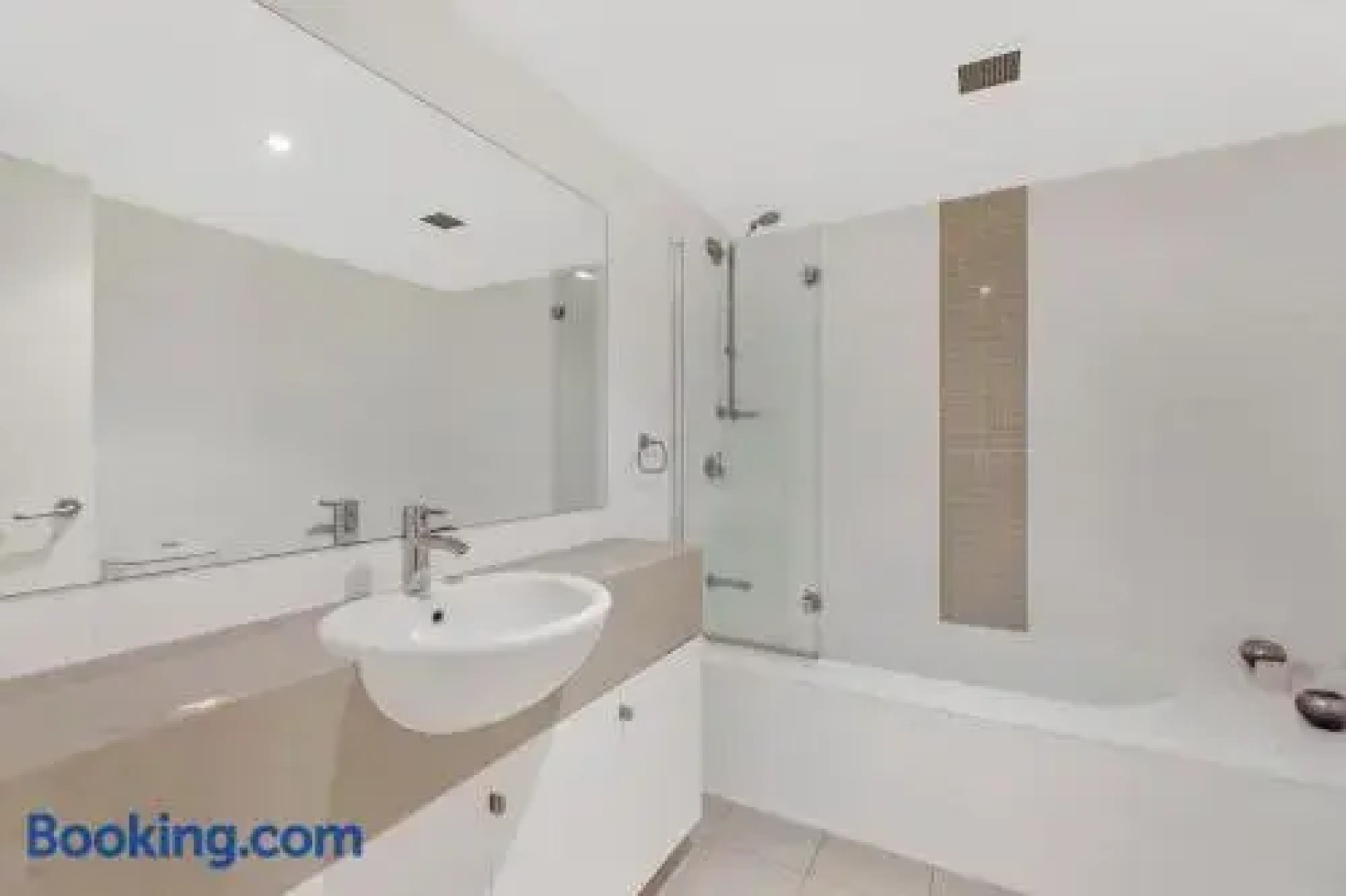 Coast Luxury Apartment 21