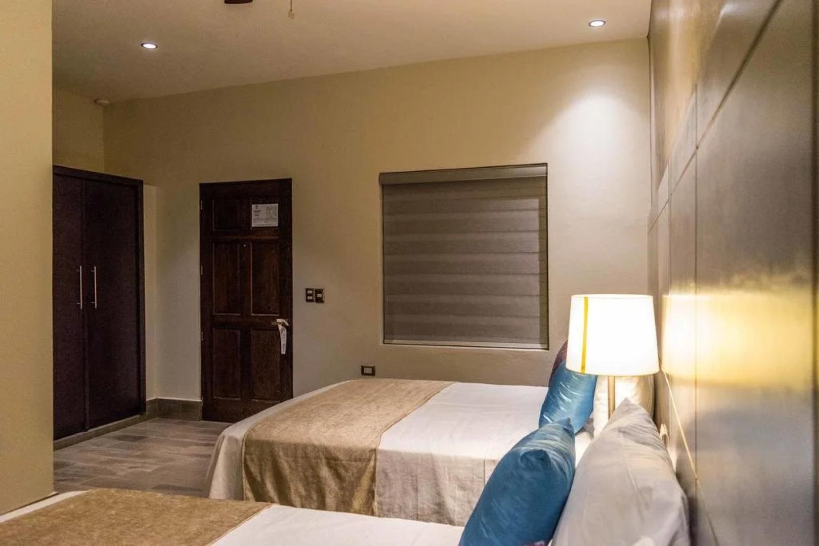 Punto Madero Hotel & Plaza